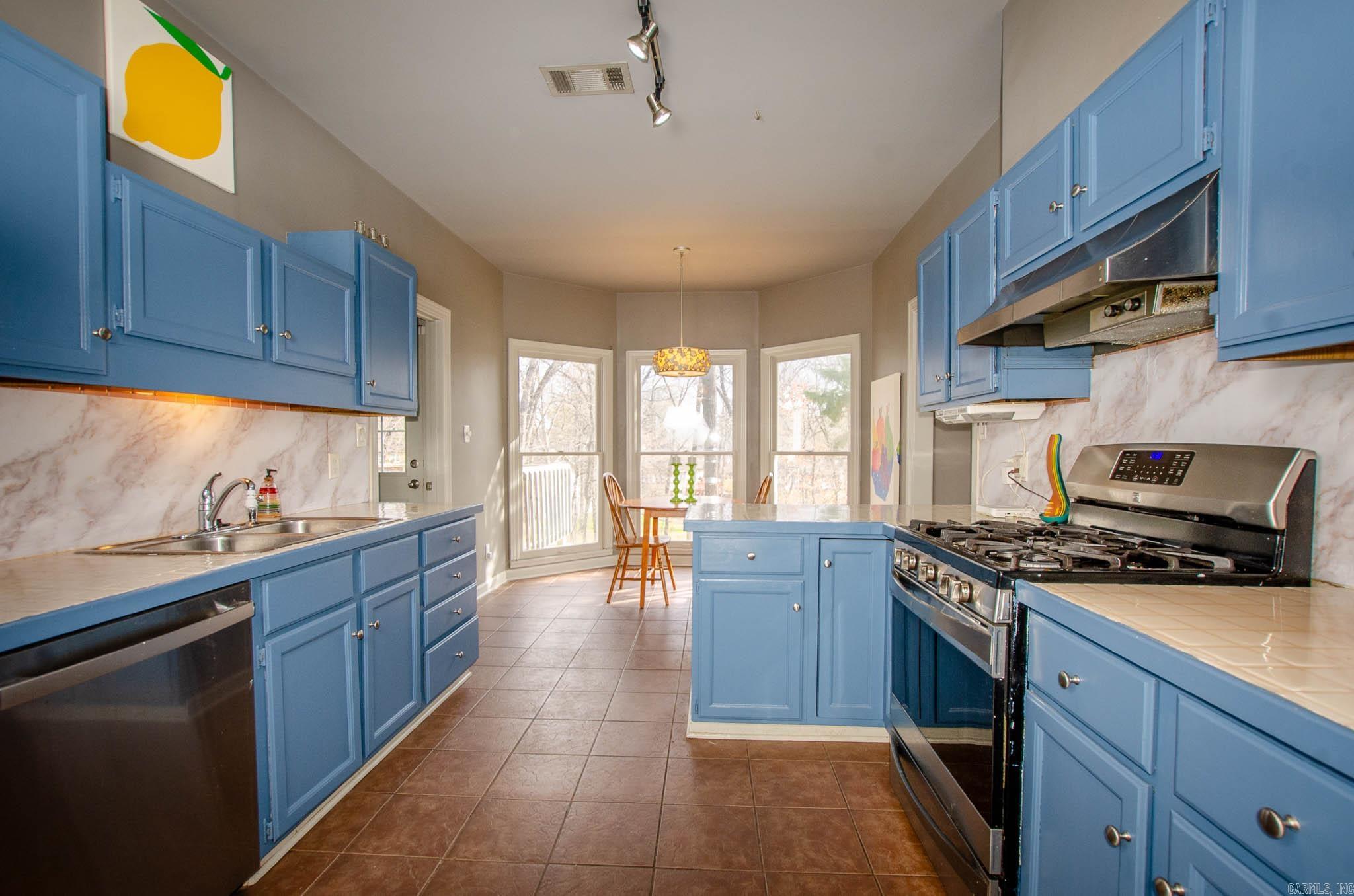 602 Arrowhead Drive Property Photo 15