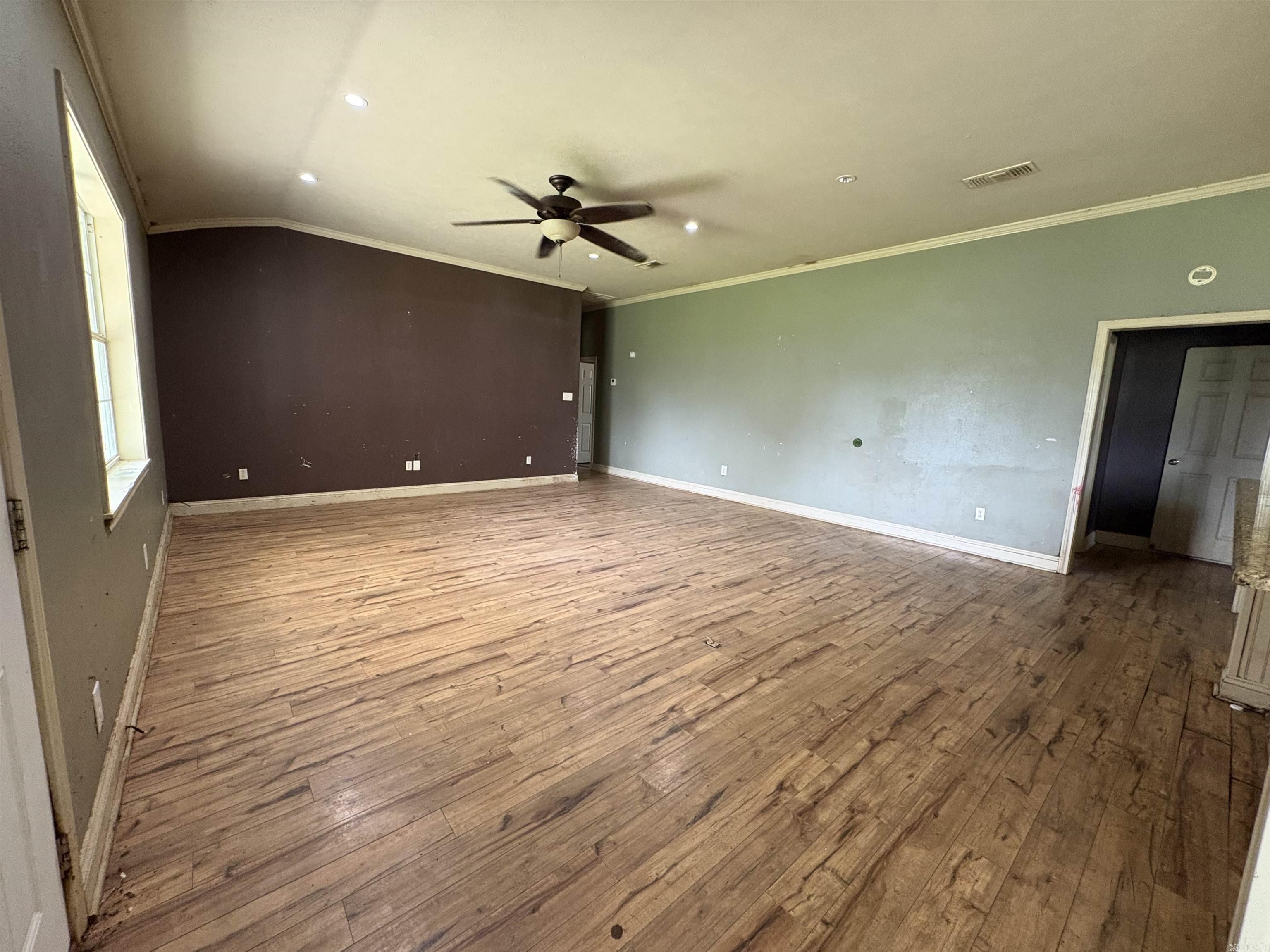 140 Wall Street Property Photo 2