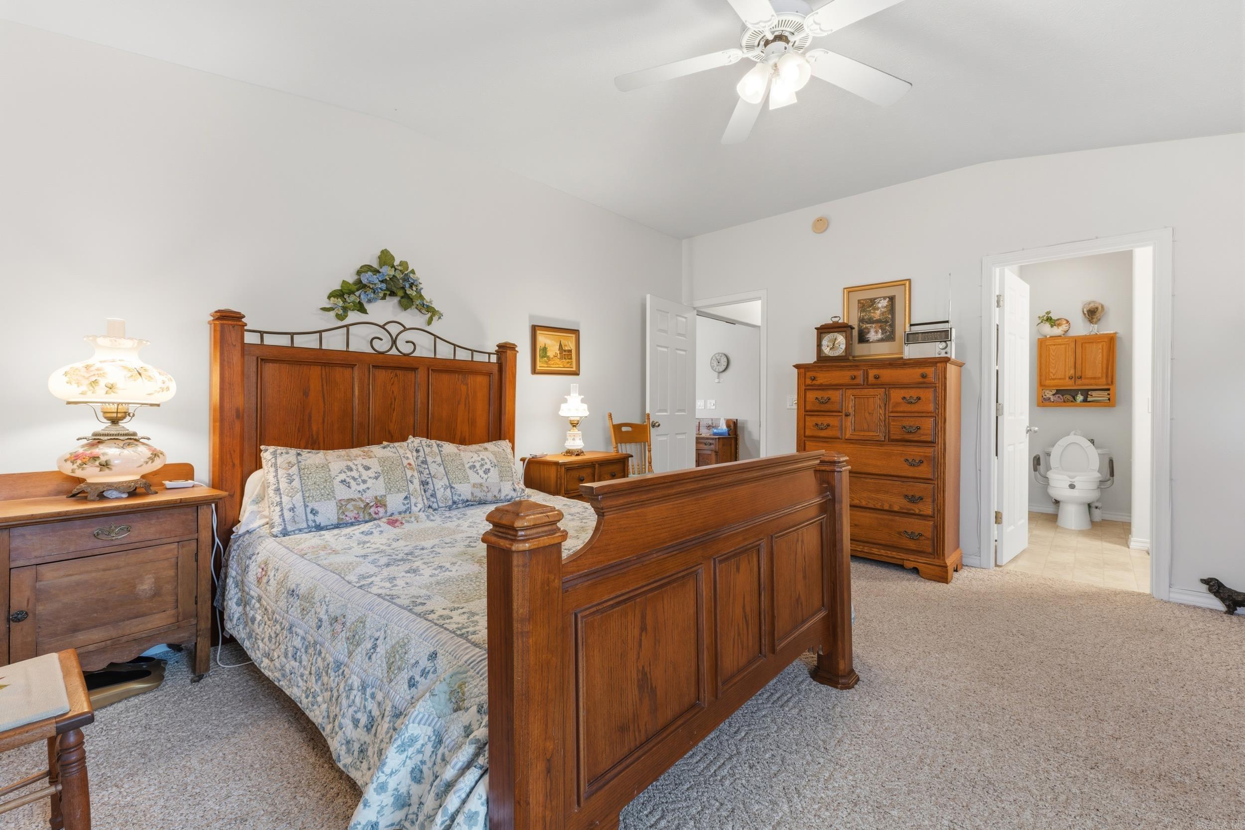 38 Devonshire Circle Property Photo 18