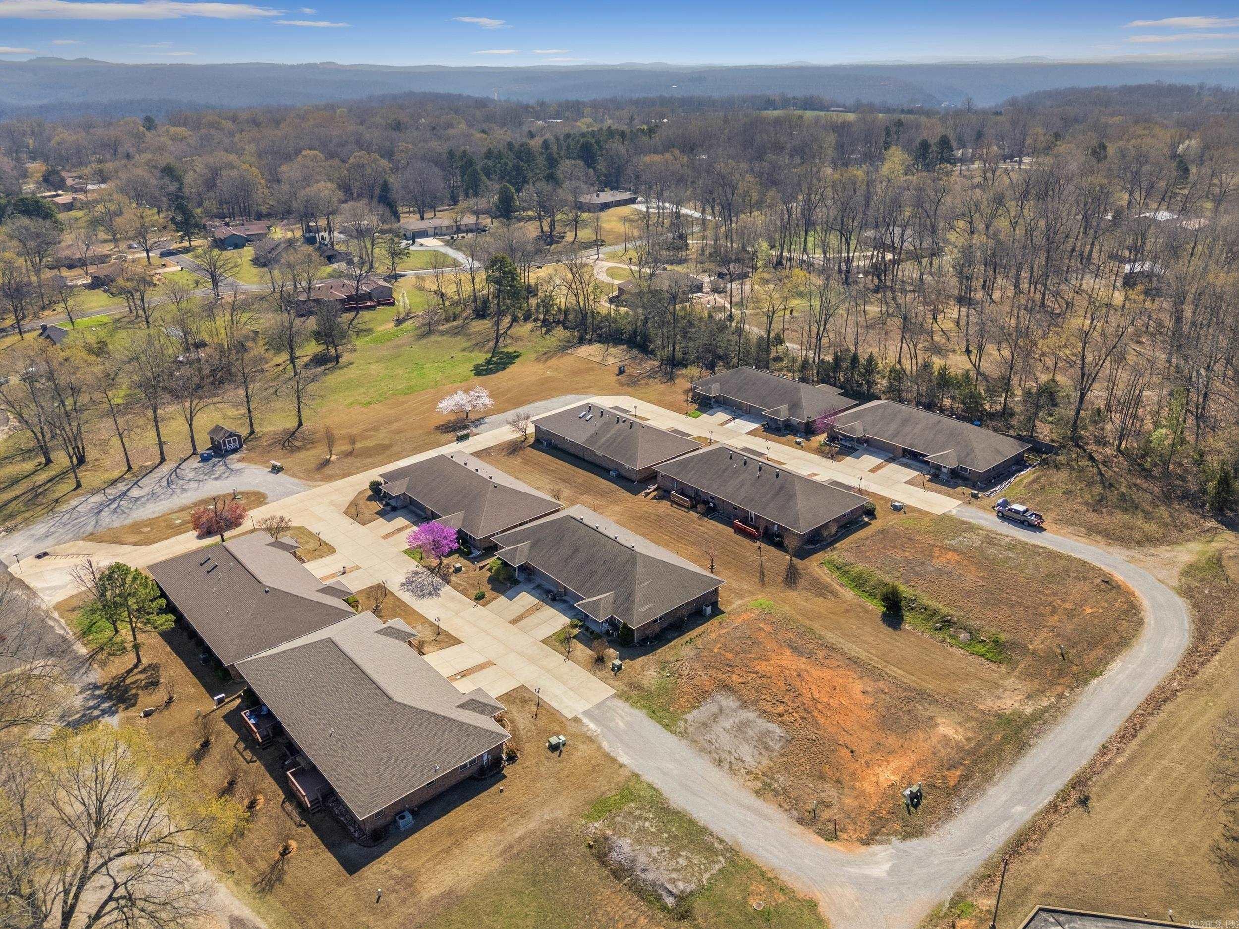 38 Devonshire Circle Property Photo 24