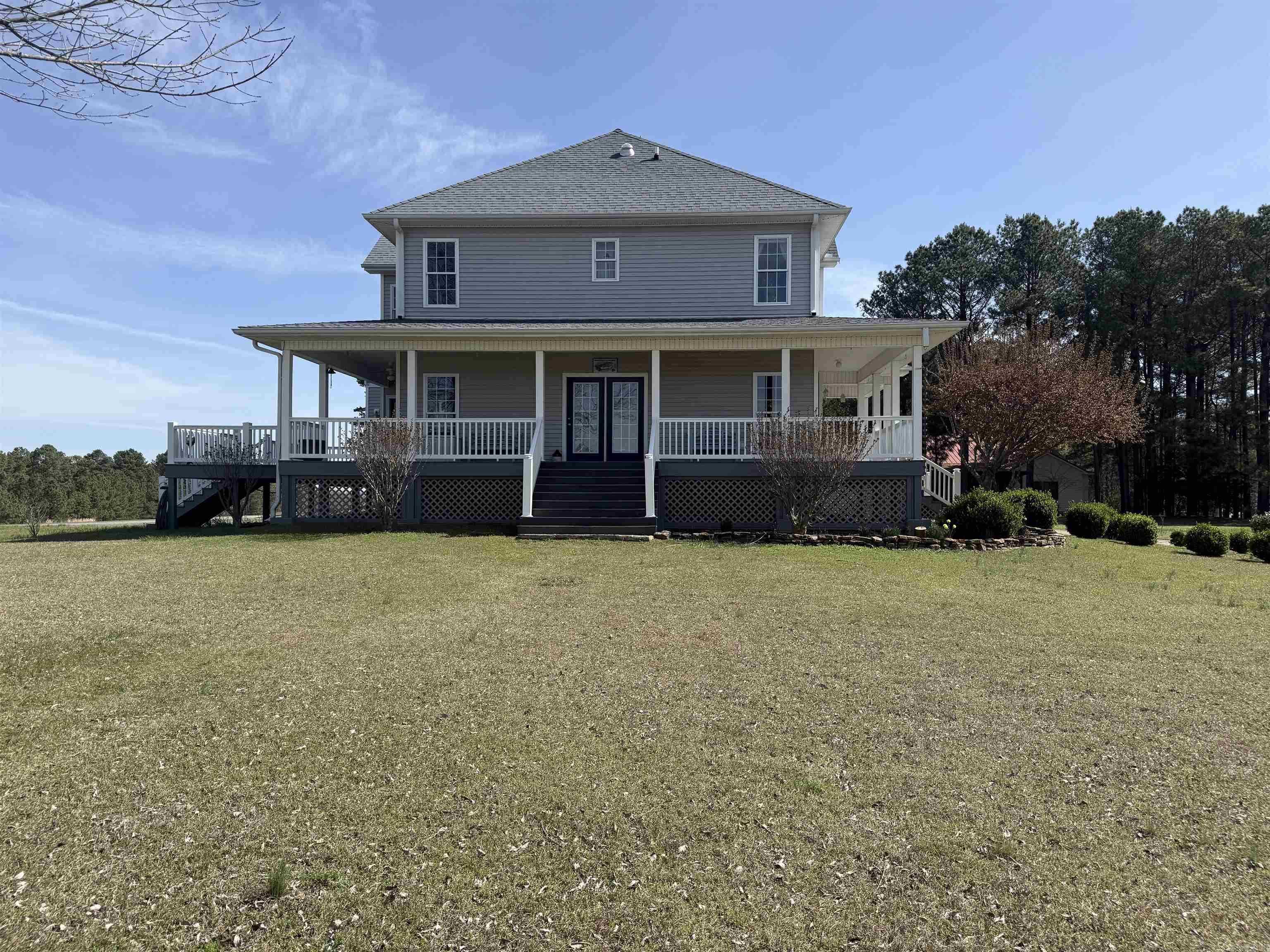 225 Stinson Drive Property Photo 4