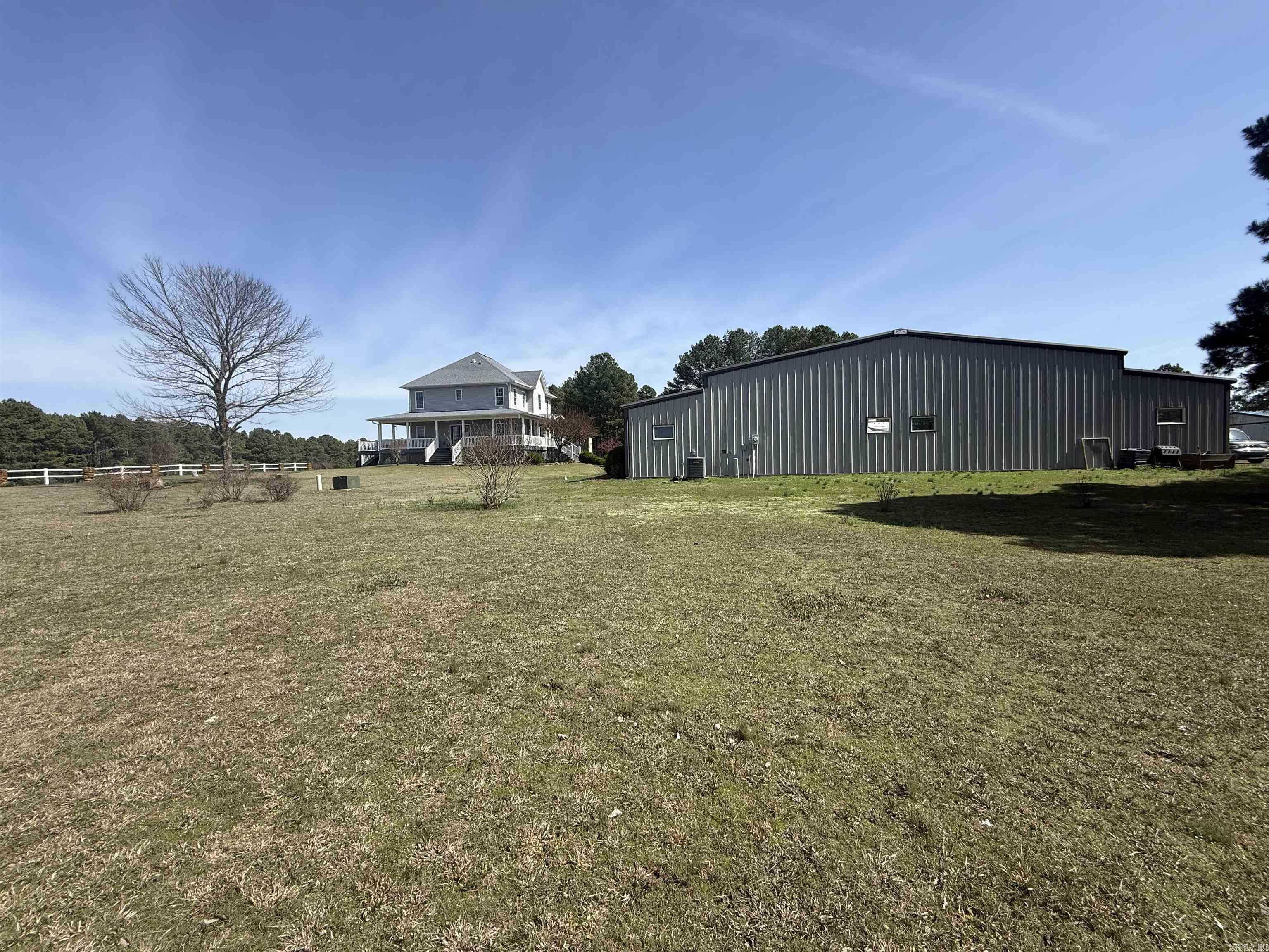 225 Stinson Drive Property Photo 8