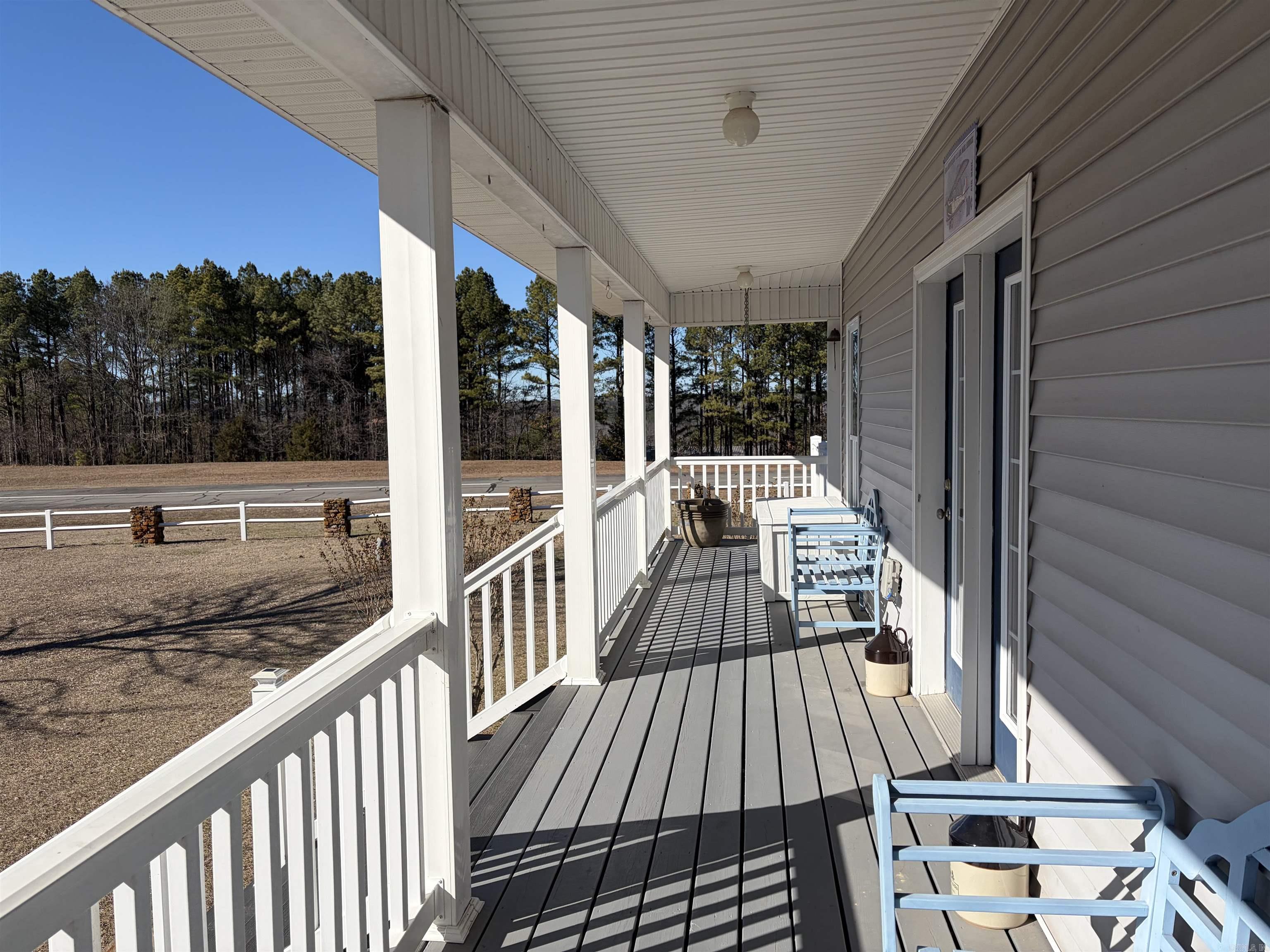 225 Stinson Drive Property Photo 10