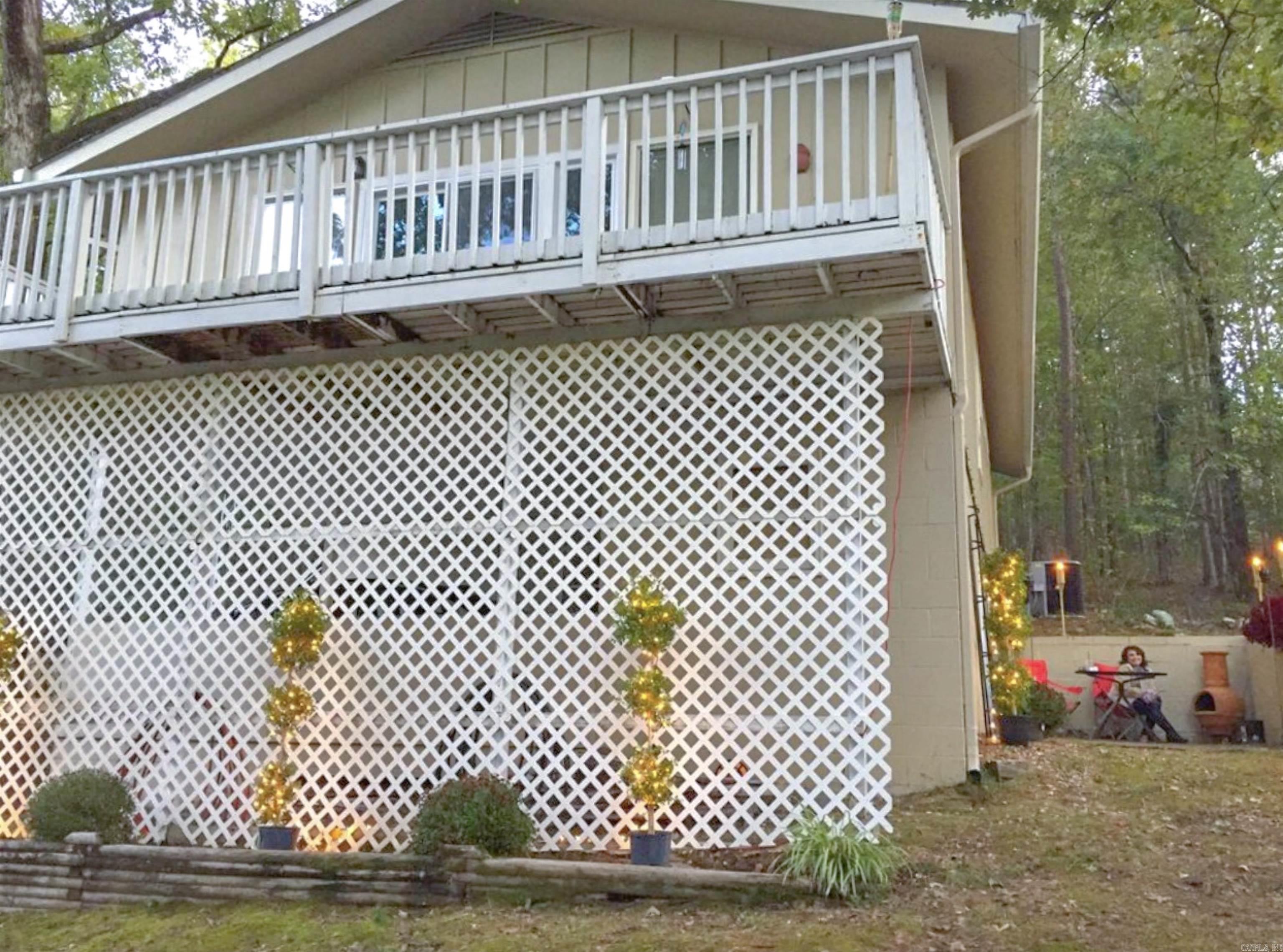 1 Plana Place Property Photo 2