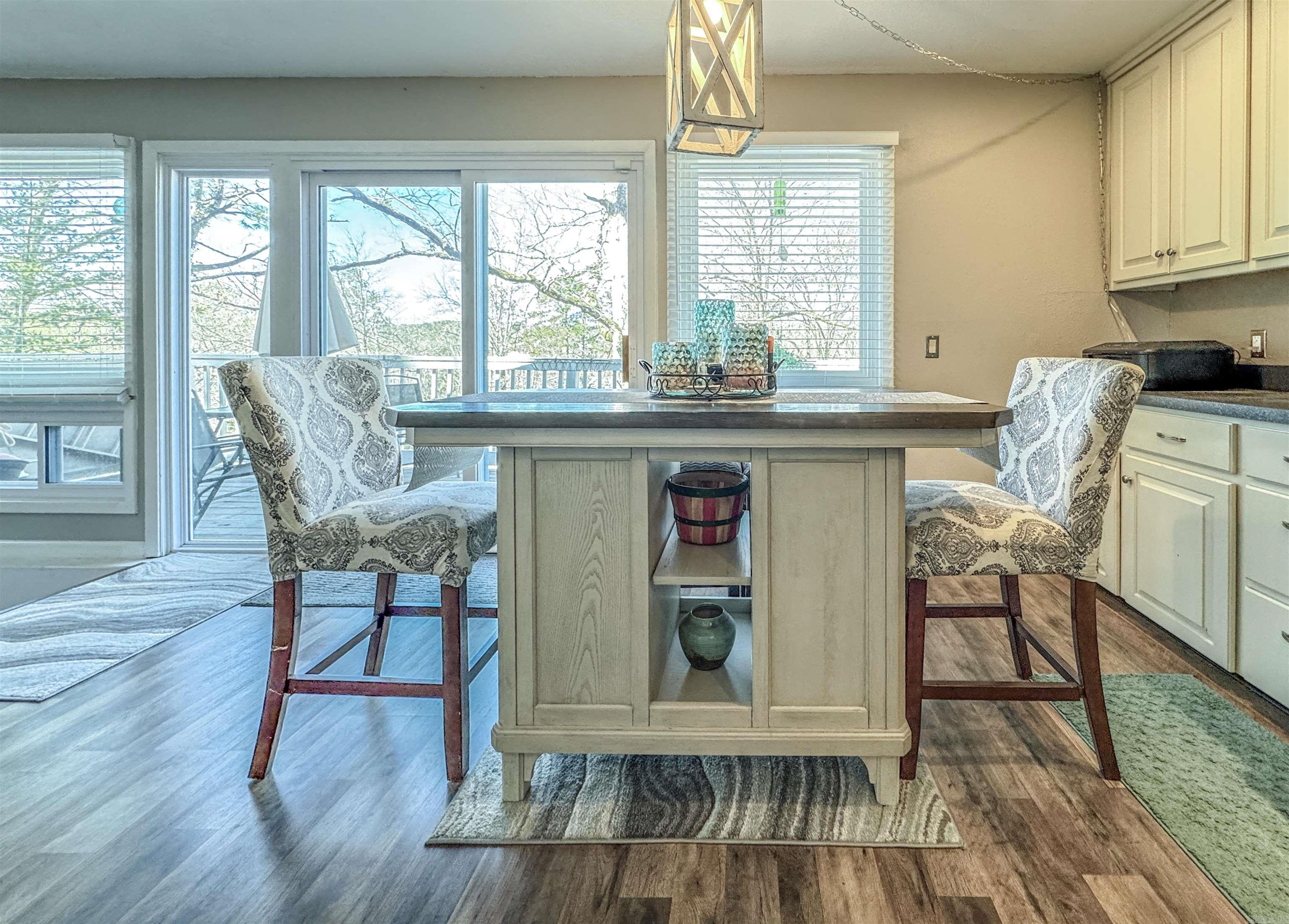 1 Plana Place Property Photo 6
