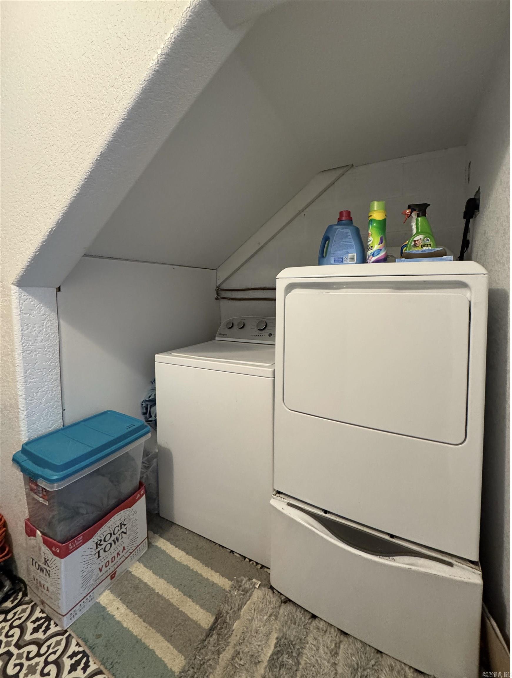 1 Plana Place Property Photo 20