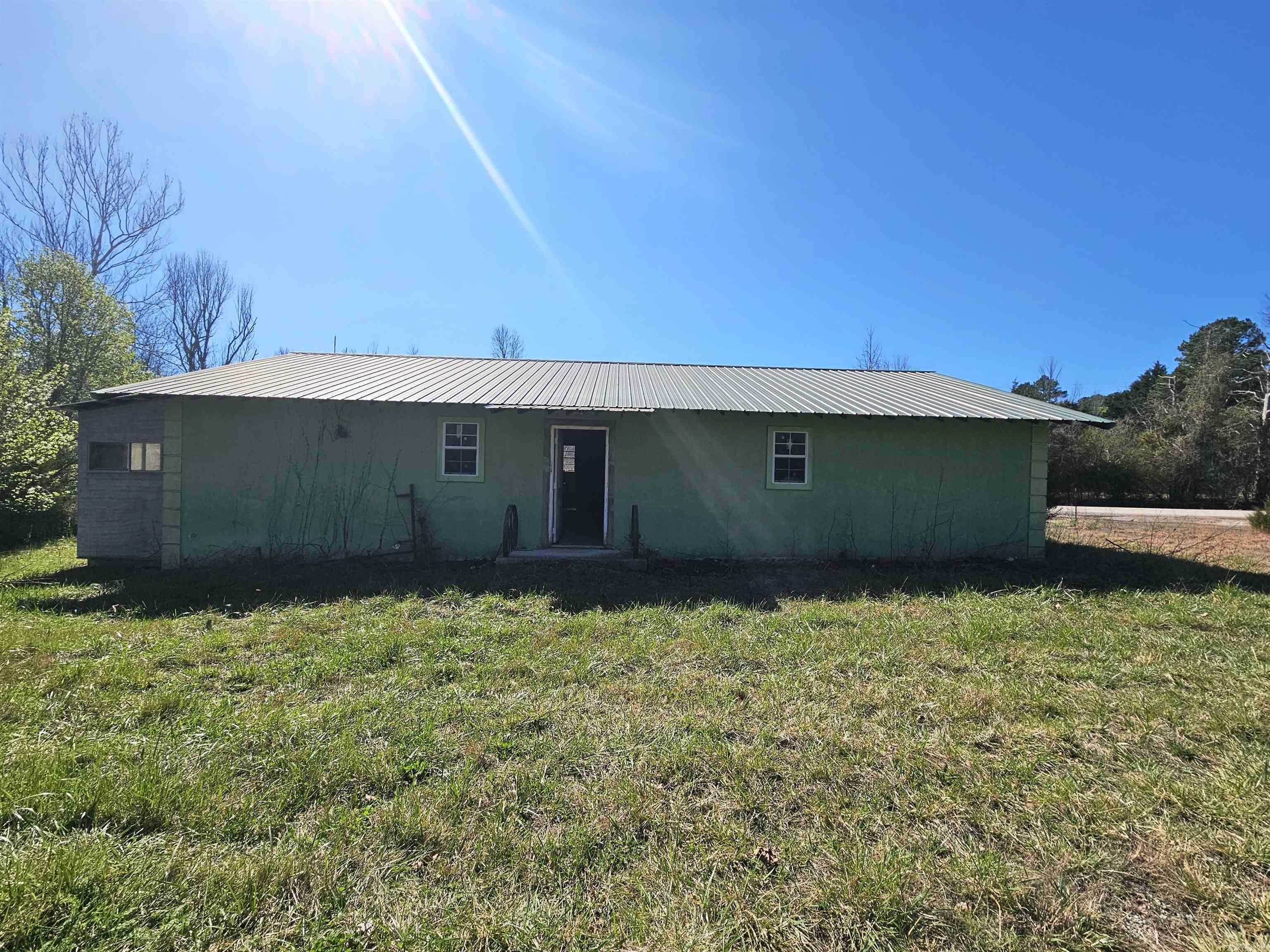 6963 66 Highway Property Photo 5