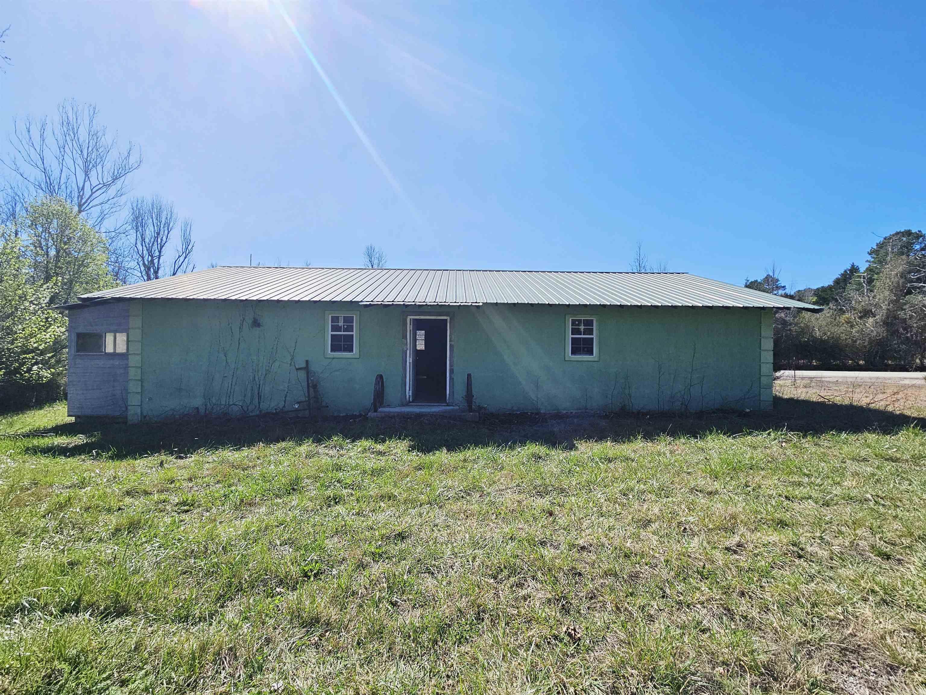 6963 66 Highway Property Photo 6