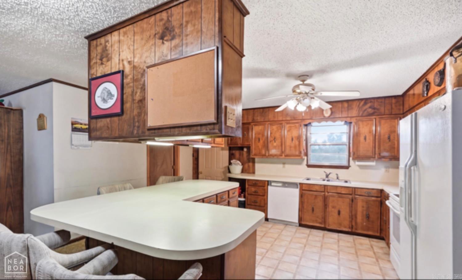 5820 Alta Vista Drive Property Photo 2