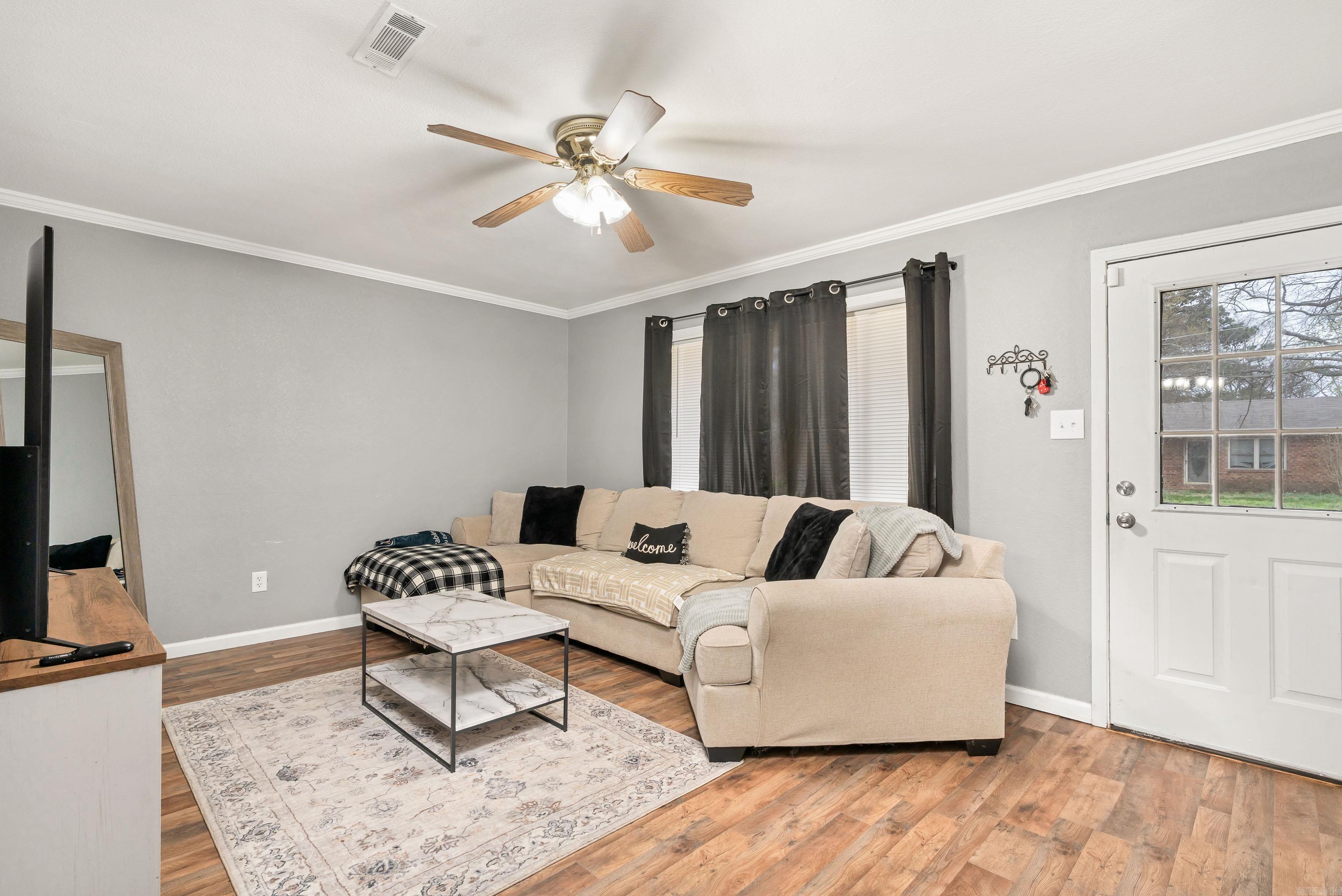 100 Park Street Property Photo 4