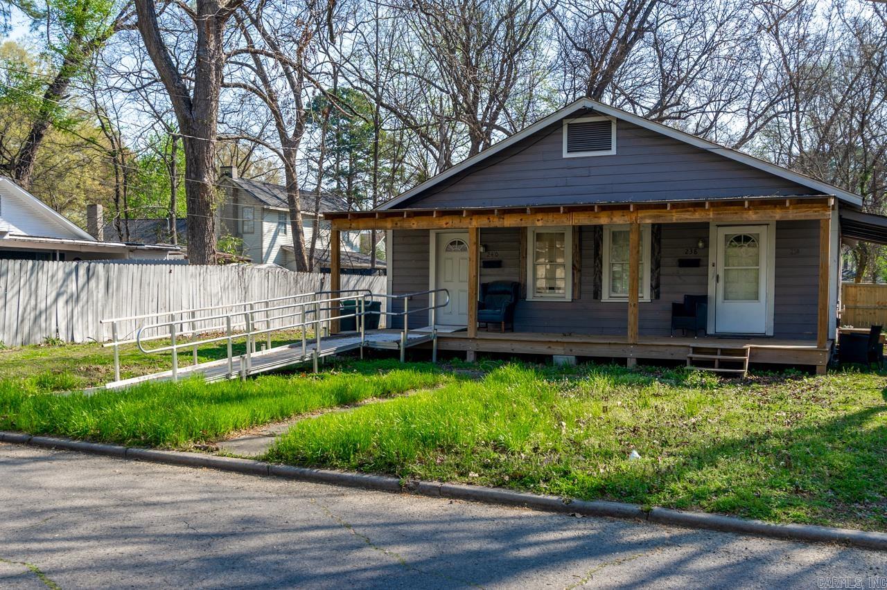 240 Ash Street Property Photo 2