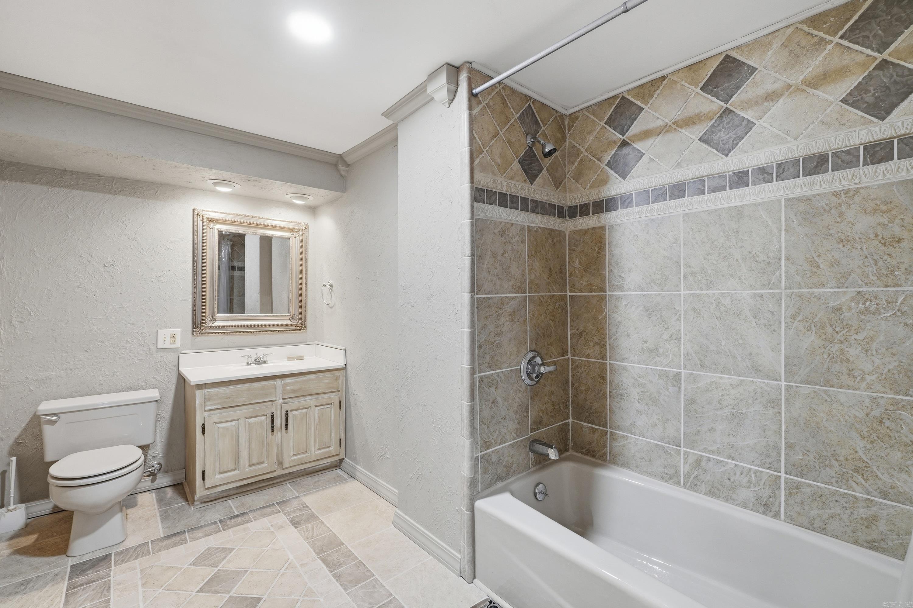 265 Pine Hill Road Property Photo 36