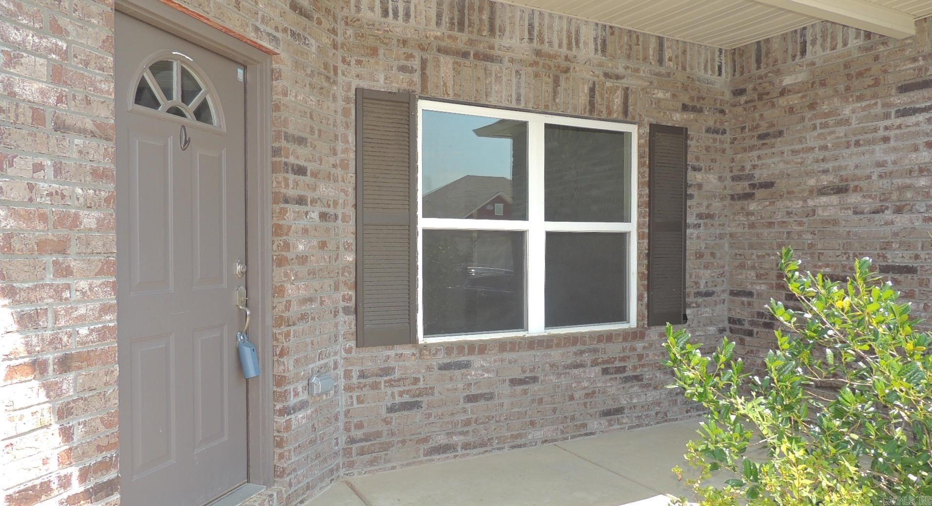 2020 Mary Alice Drive Property Photo 3
