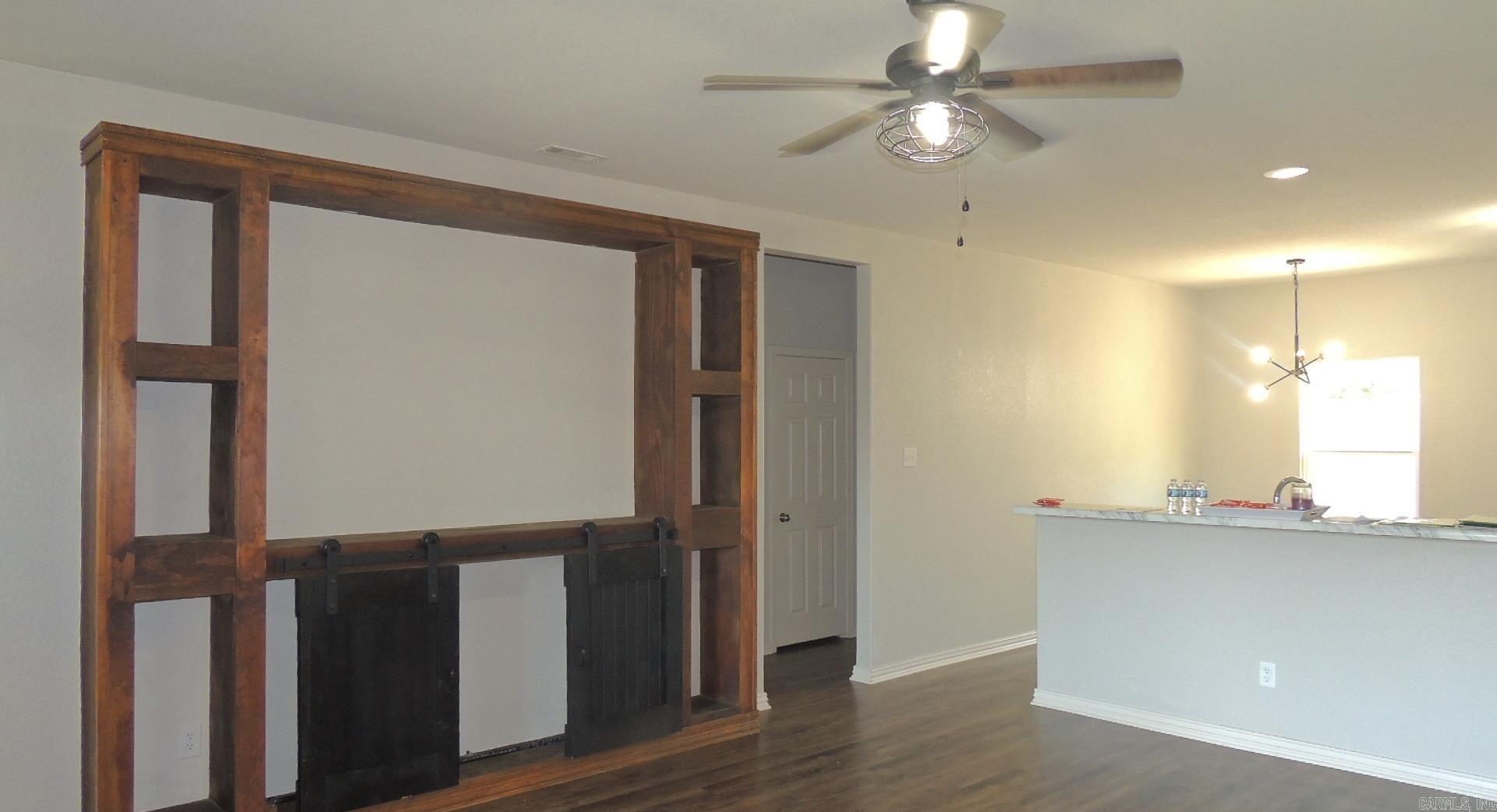 2020 Mary Alice Drive Property Photo 5
