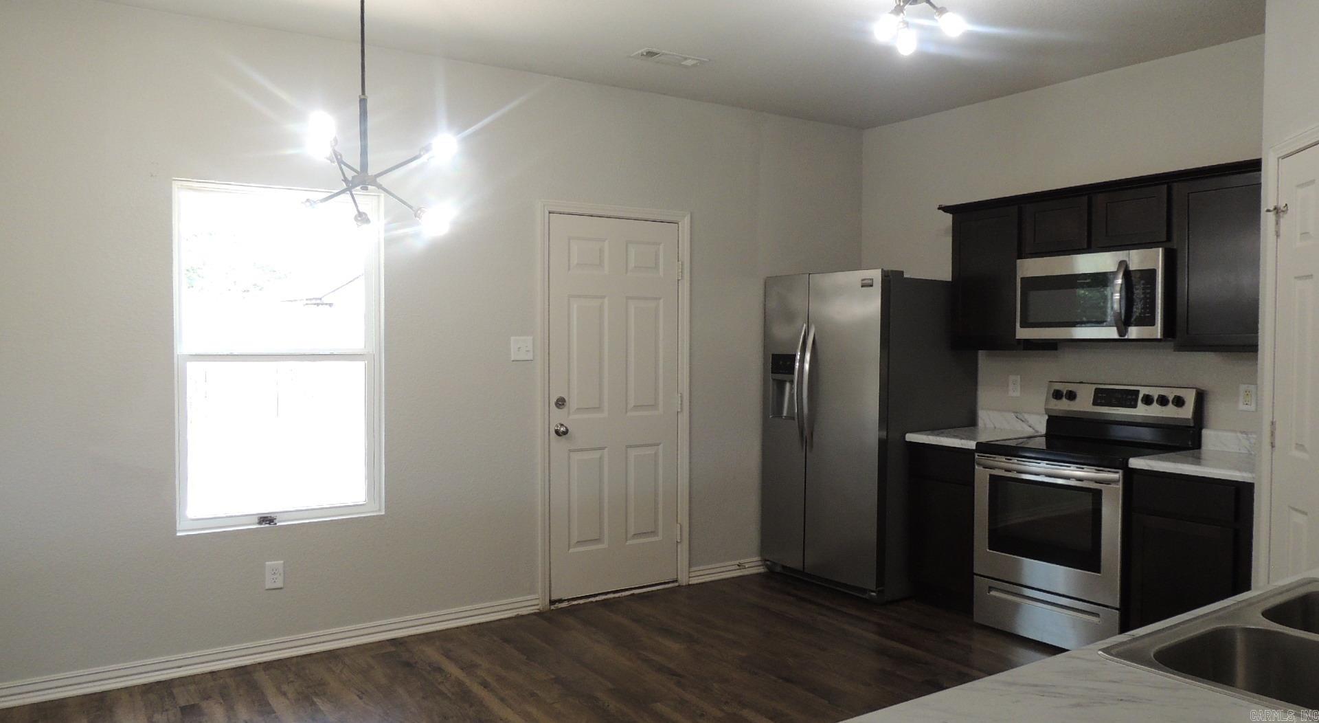 2020 Mary Alice Drive Property Photo 7