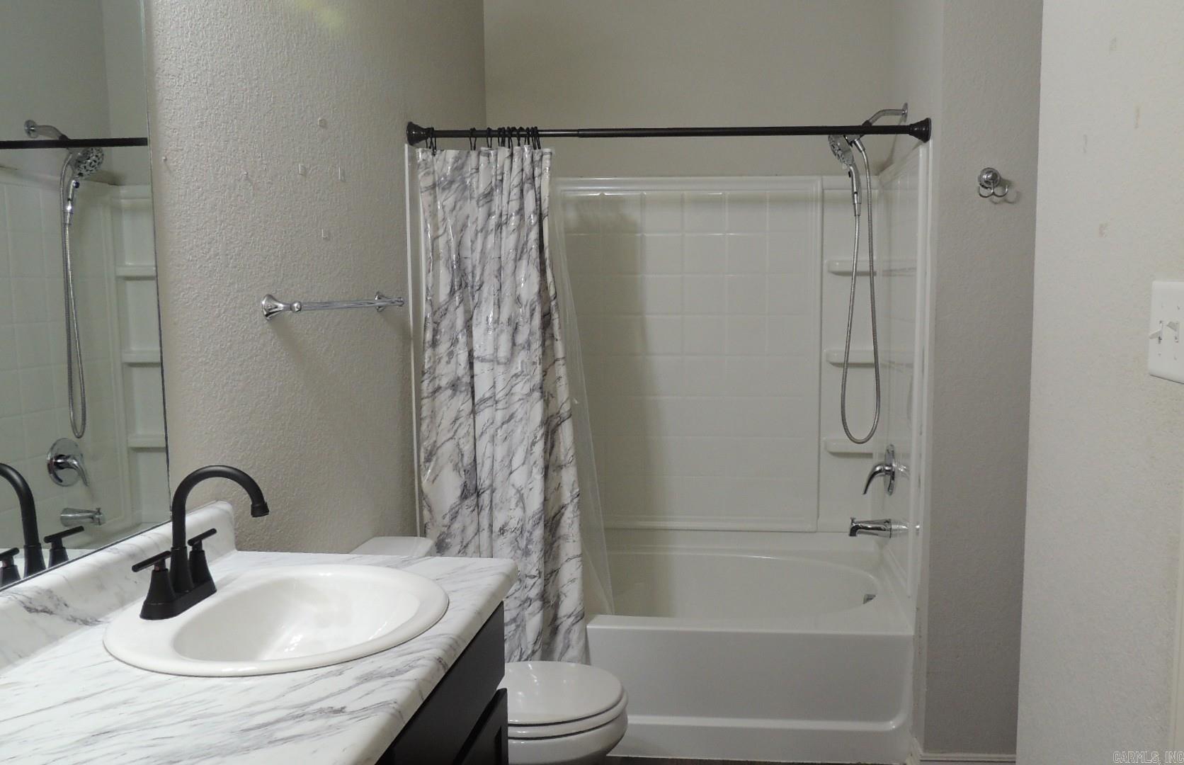 2020 Mary Alice Drive Property Photo 12