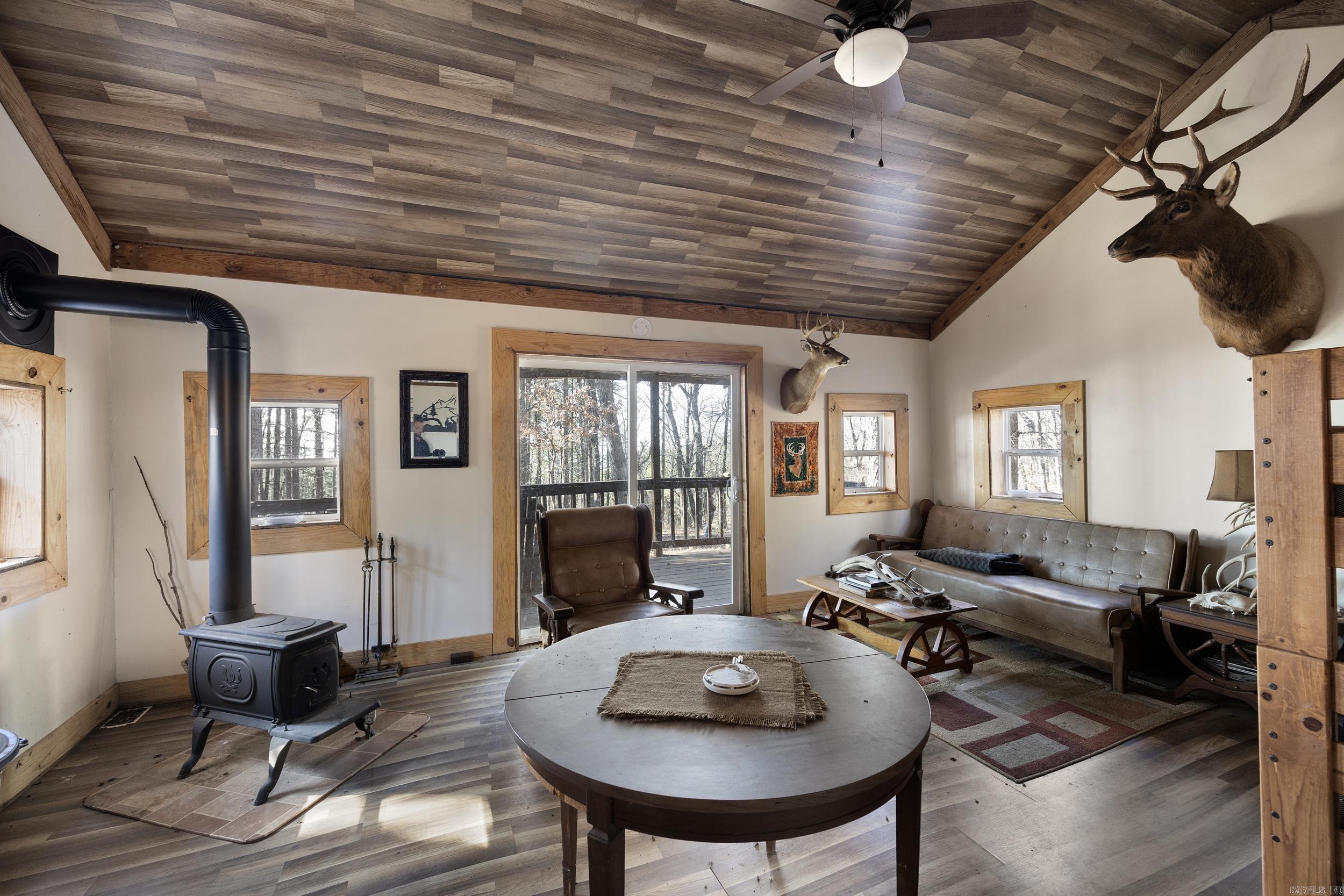 Pool Hollow Road Property Photo 8