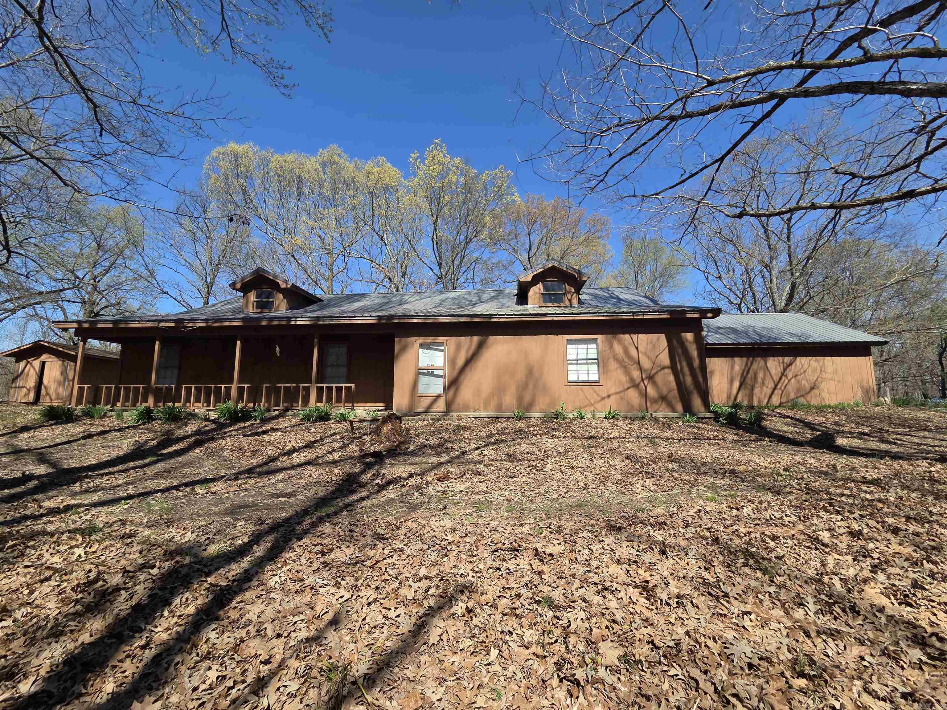 104 Cr 7010 Property Photo 1