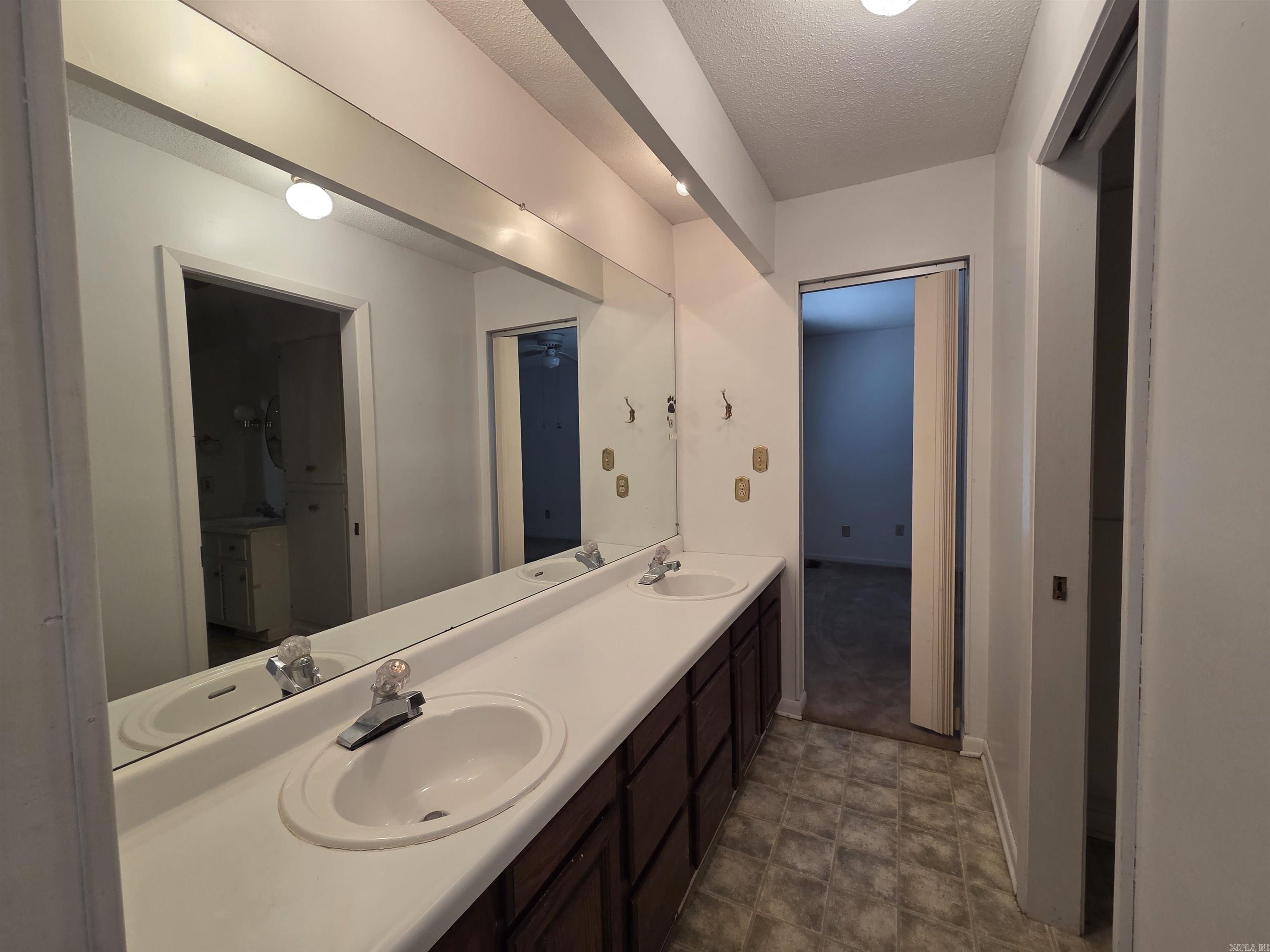 104 Cr 7010 Property Photo 27