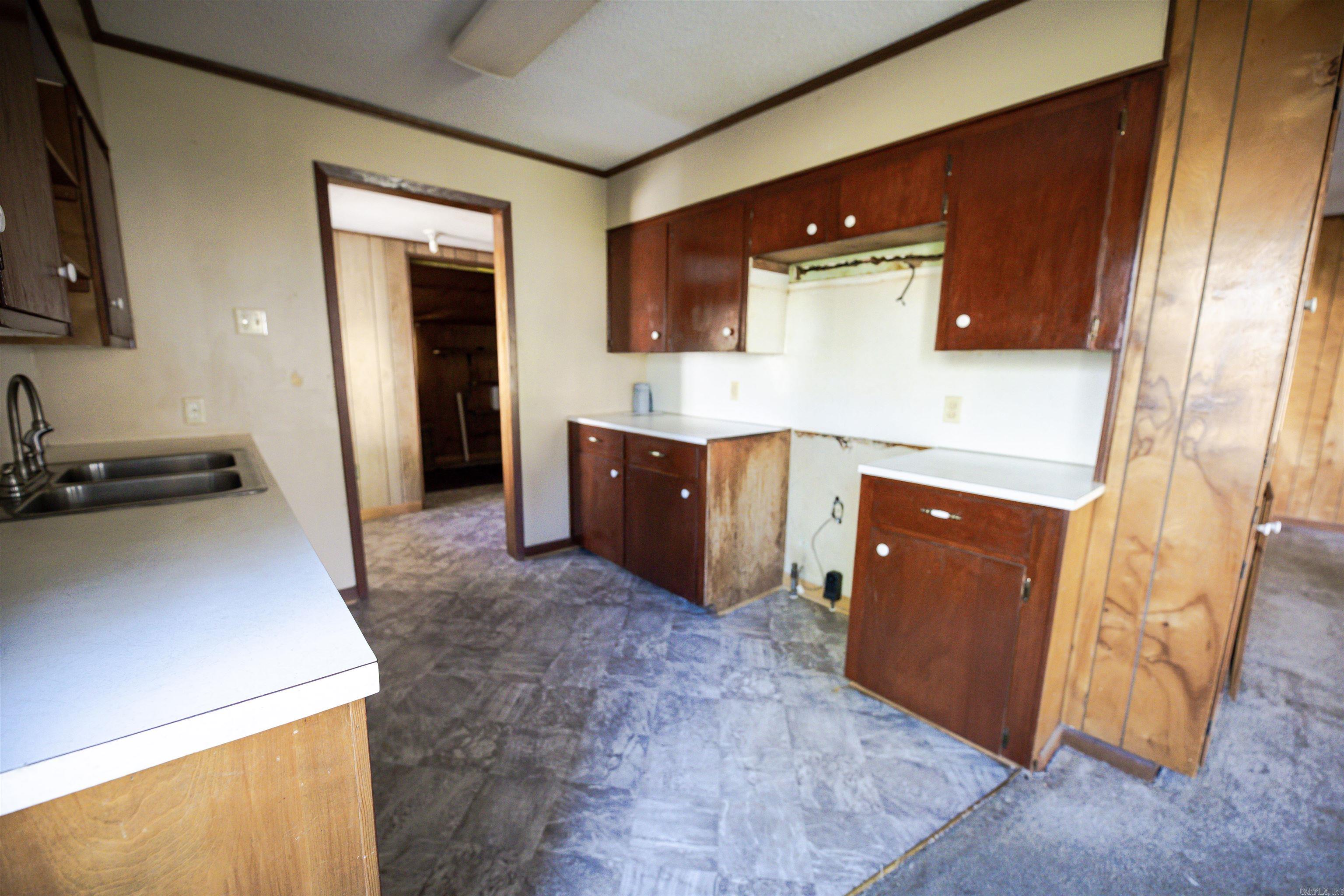 1421 Scotia St Property Photo 11