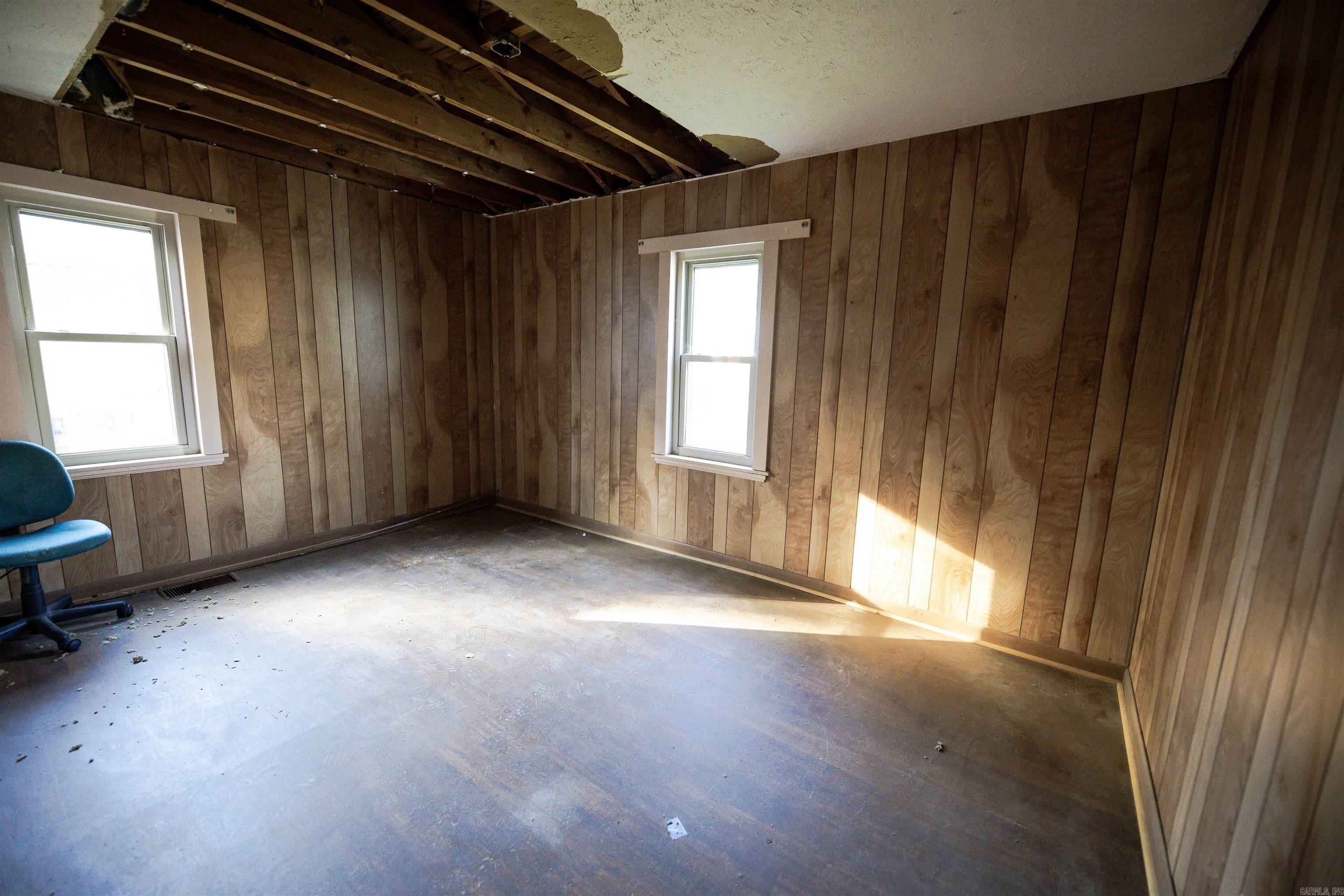 1421 Scotia St Property Photo 17