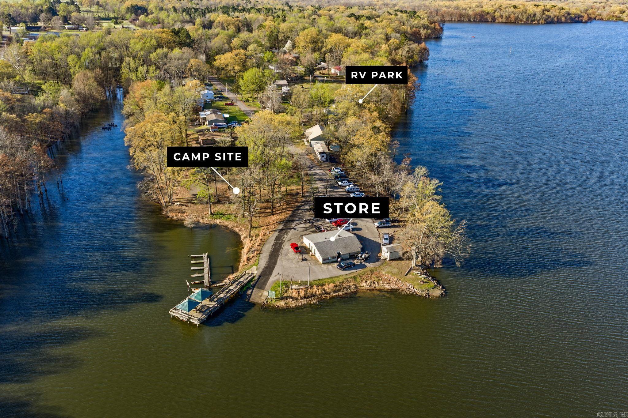 400 Lucky Landing Property Photo 1