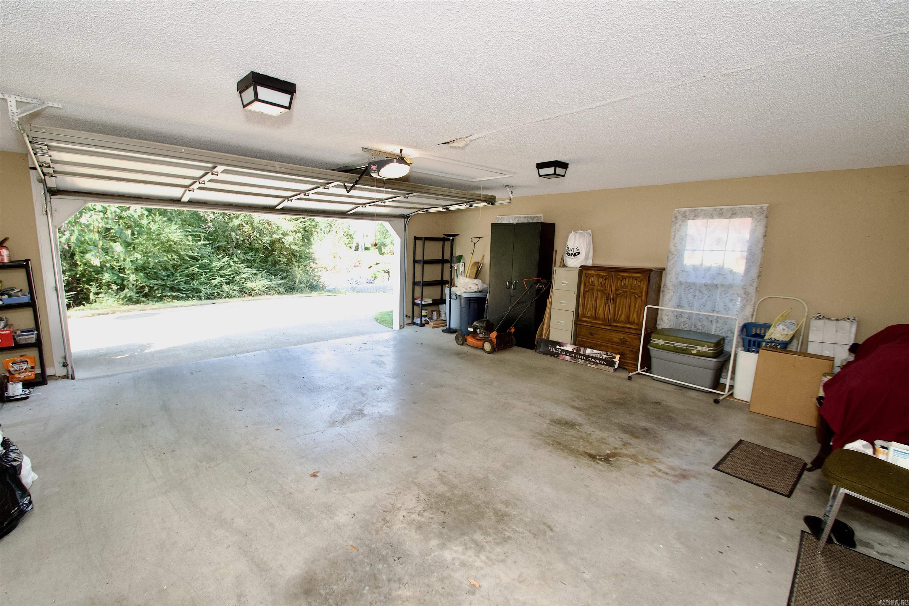 208 Ridge One Circle Property Photo 36