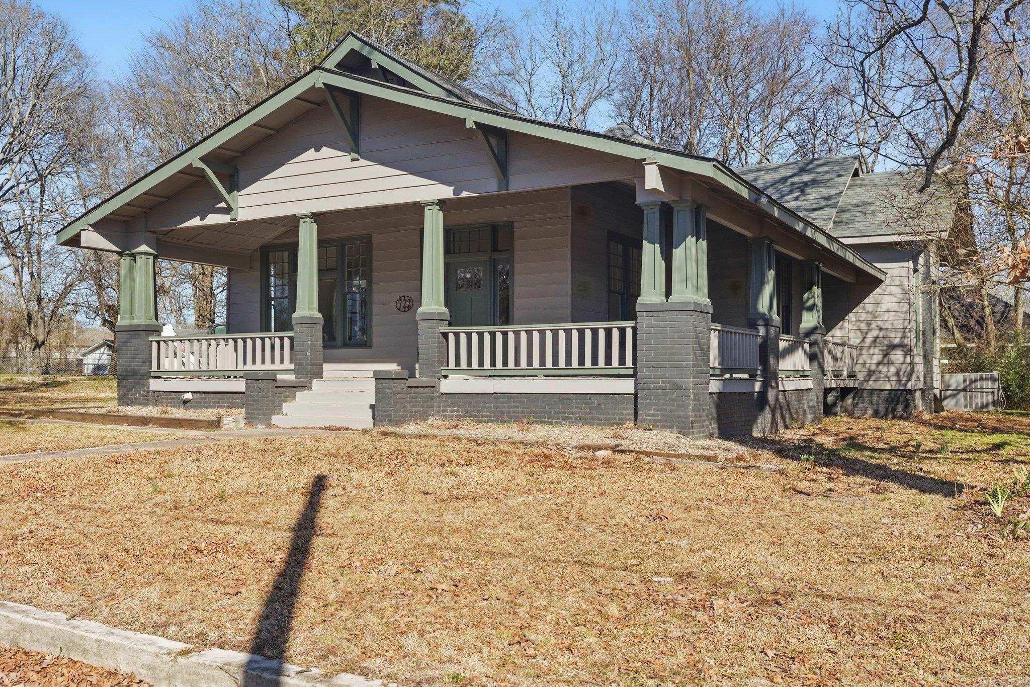722 South Market Property Photo 1