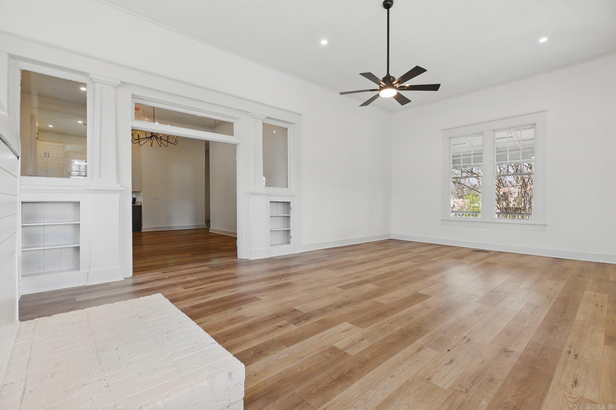 722 South Market Property Photo 4