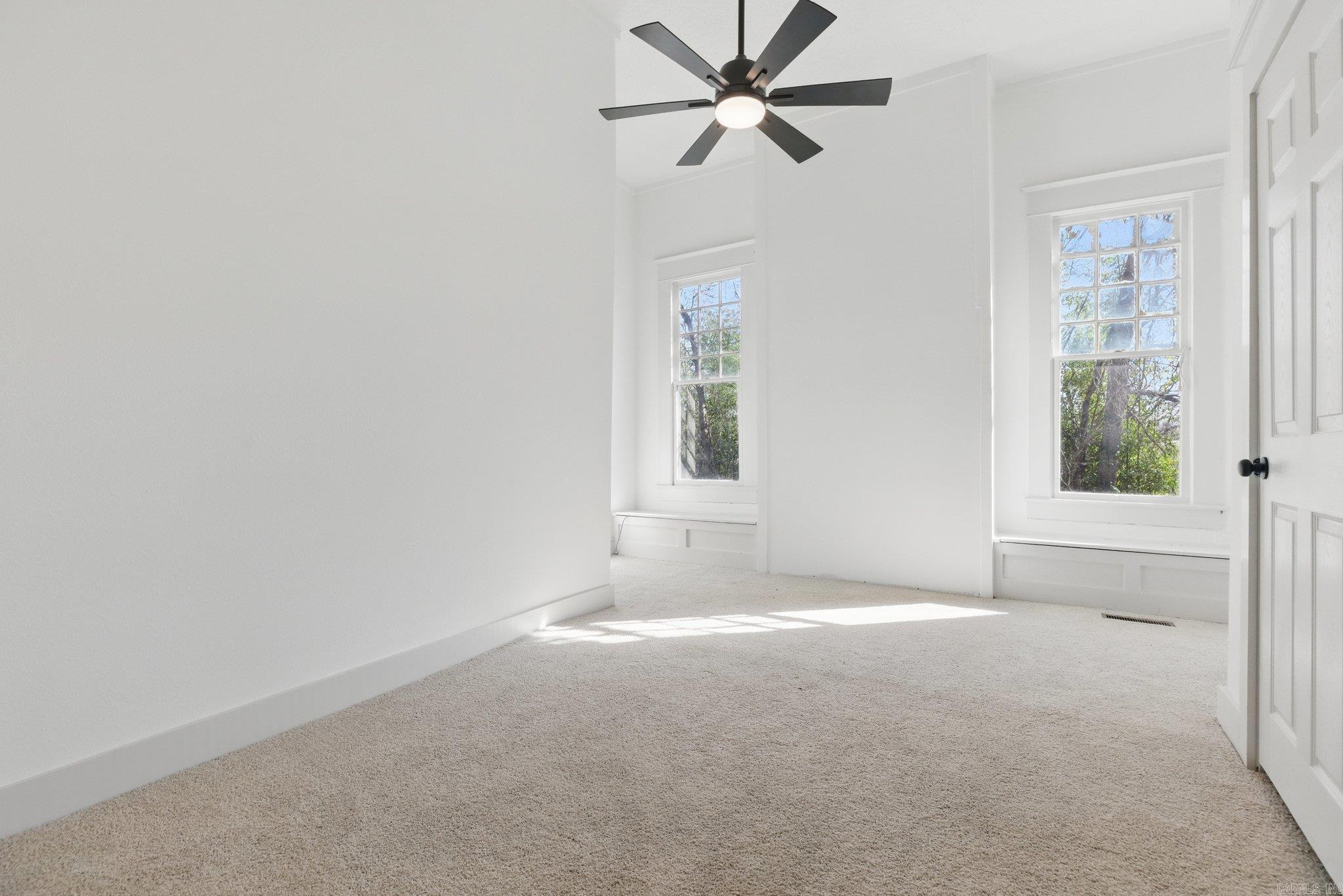 722 South Market Property Photo 12