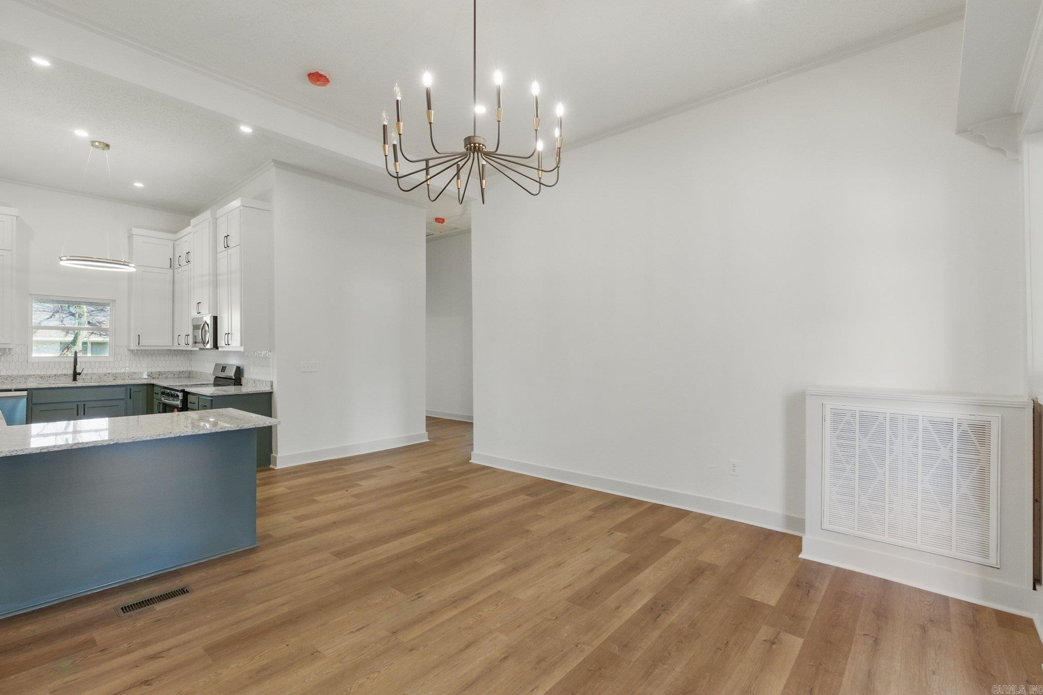 722 South Market Property Photo 22