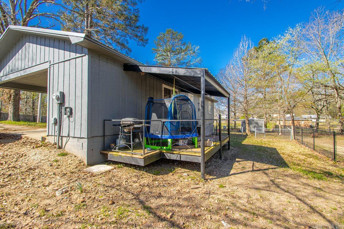 1520 Maple Street Property Photo 6