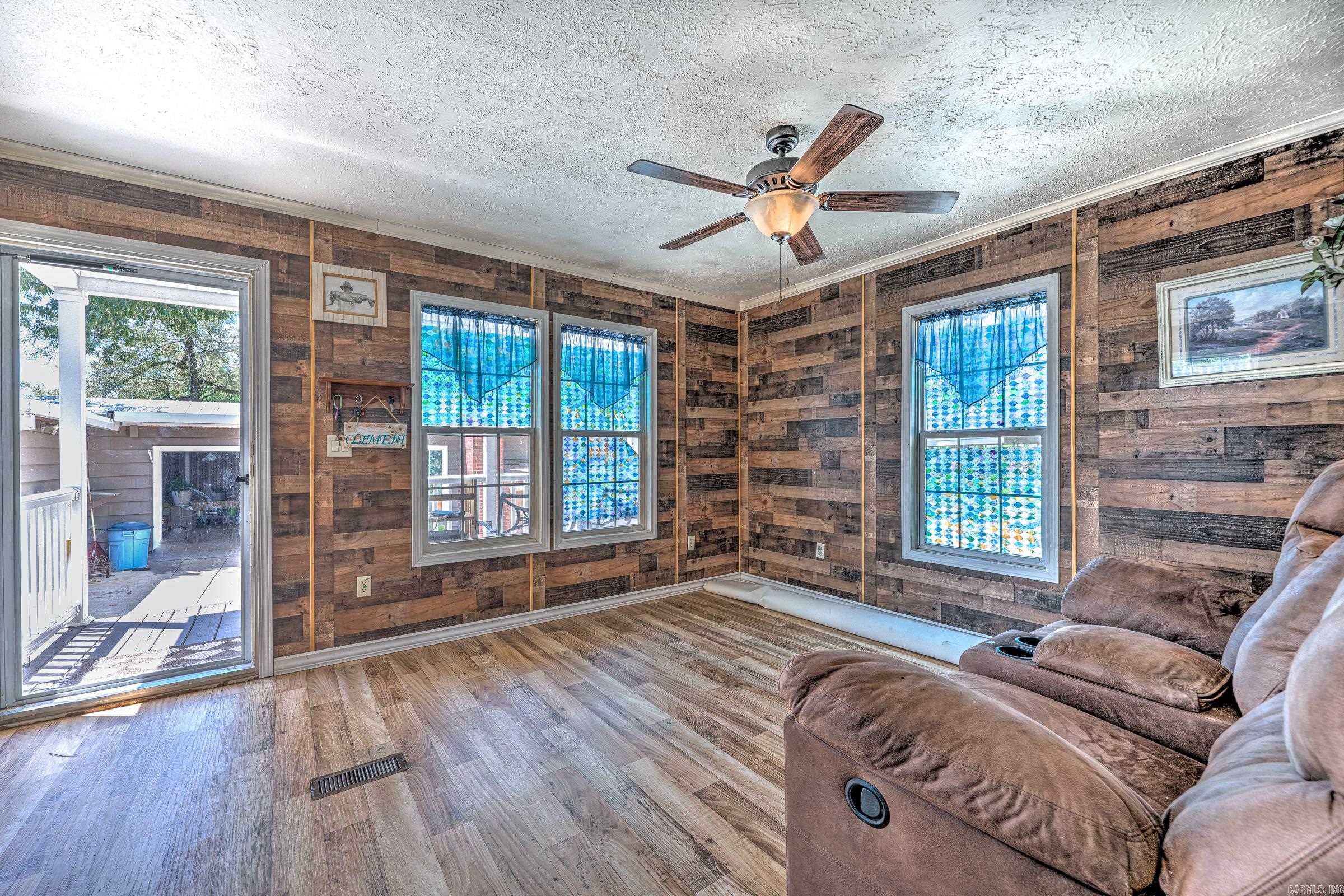1734 Crosstrails Road Property Photo 27