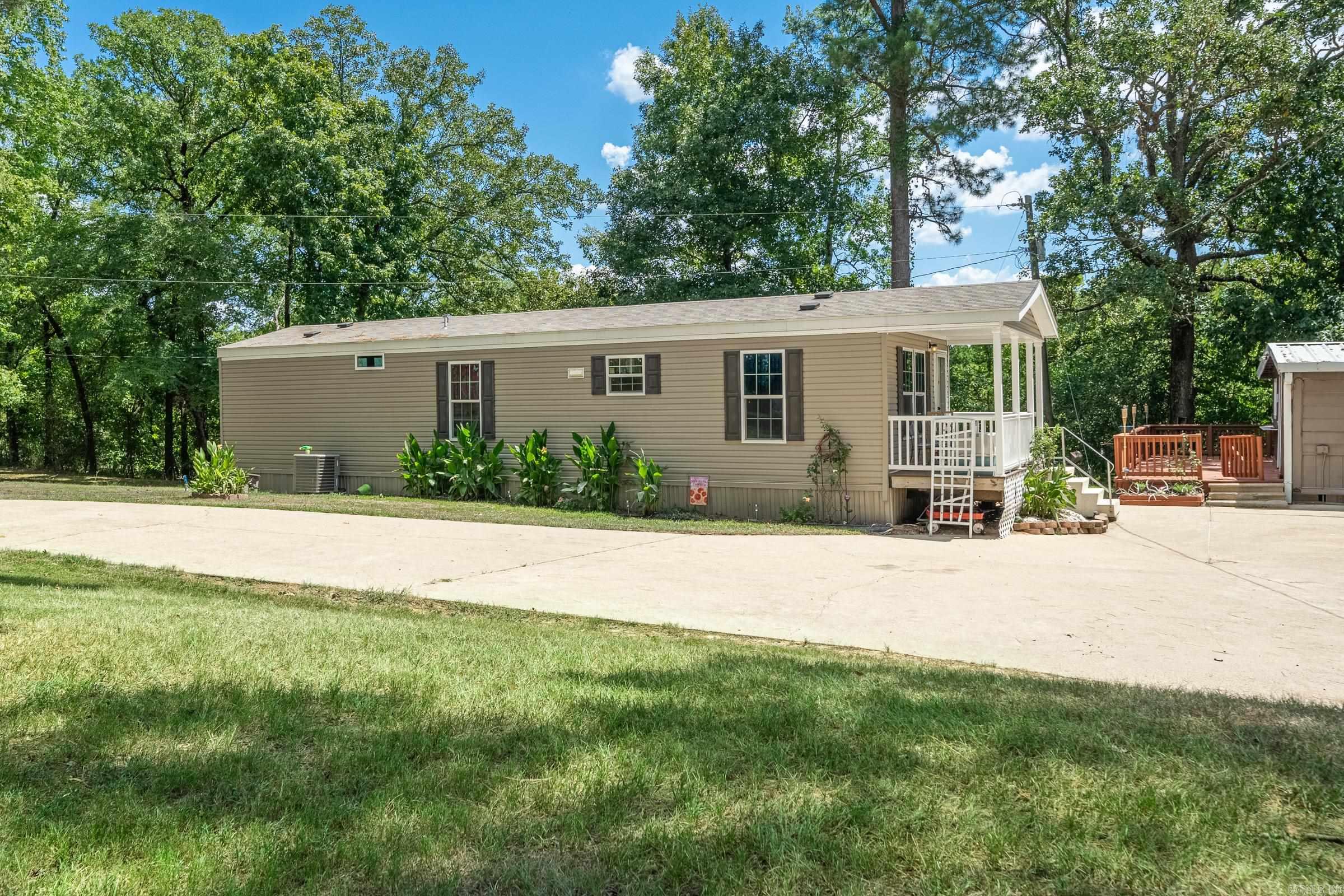 1734 Crosstrails Road Property Photo 34