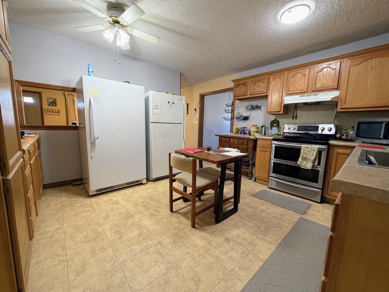 316 N Nightingale Drive Property Photo 8