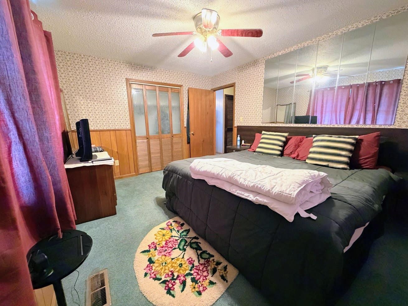 316 N Nightingale Drive Property Photo 13