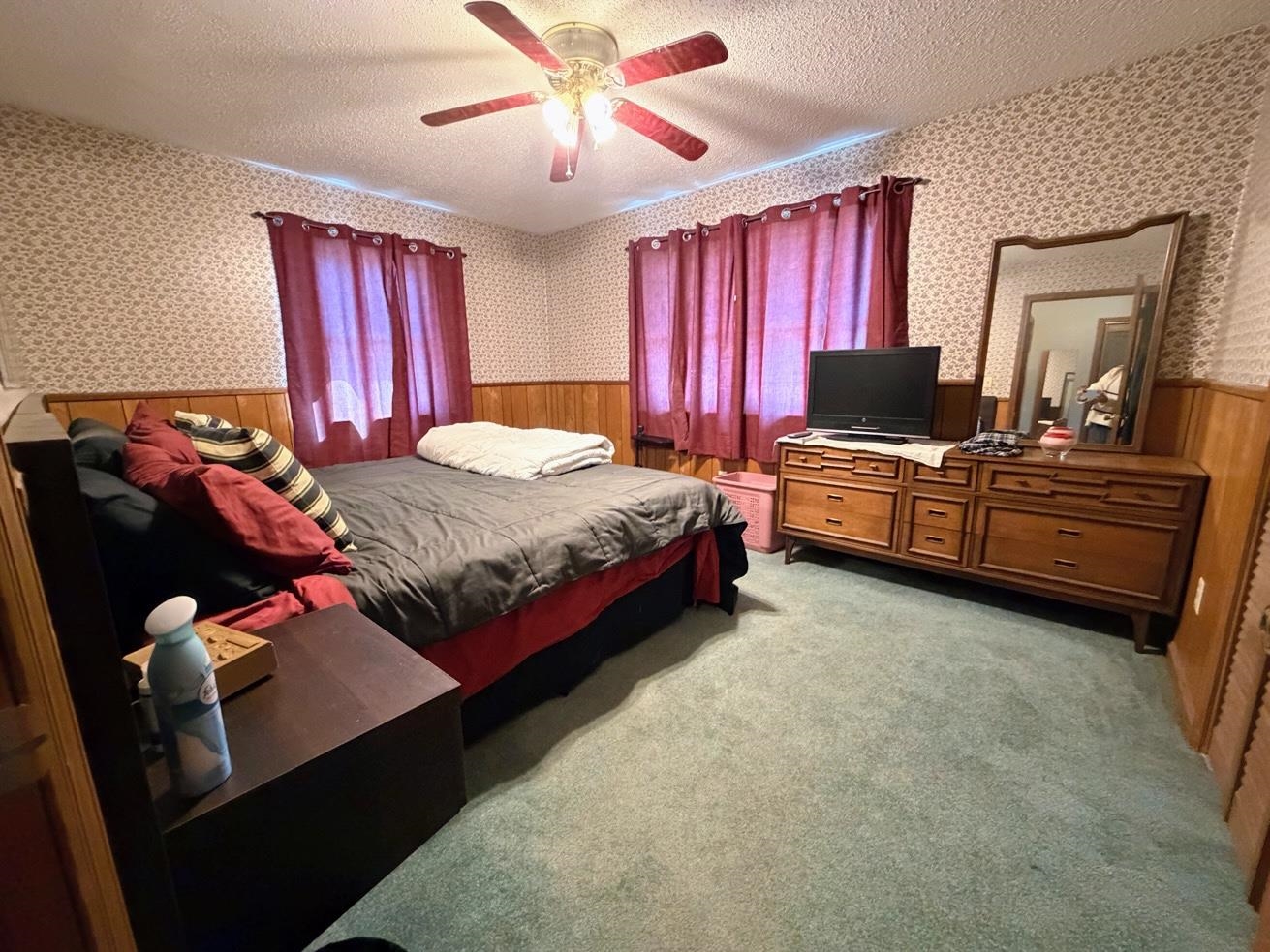 316 N Nightingale Drive Property Photo 14