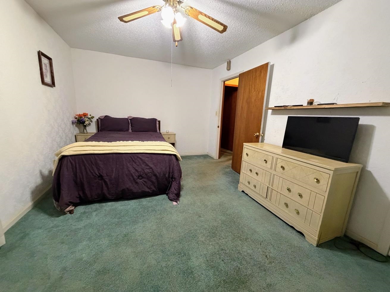 316 N Nightingale Drive Property Photo 16