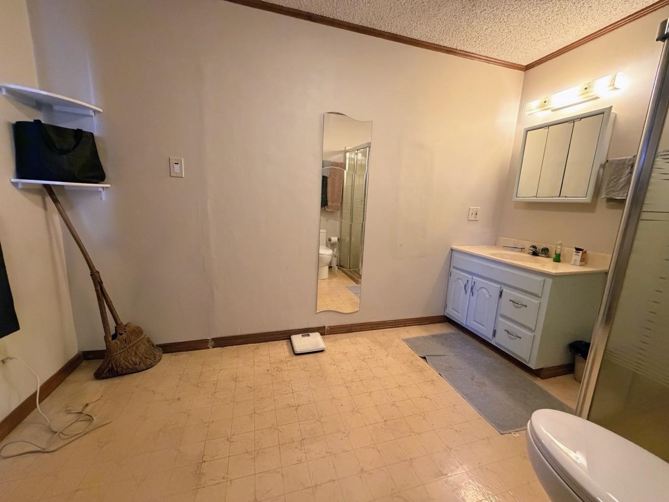 316 N Nightingale Drive Property Photo 22