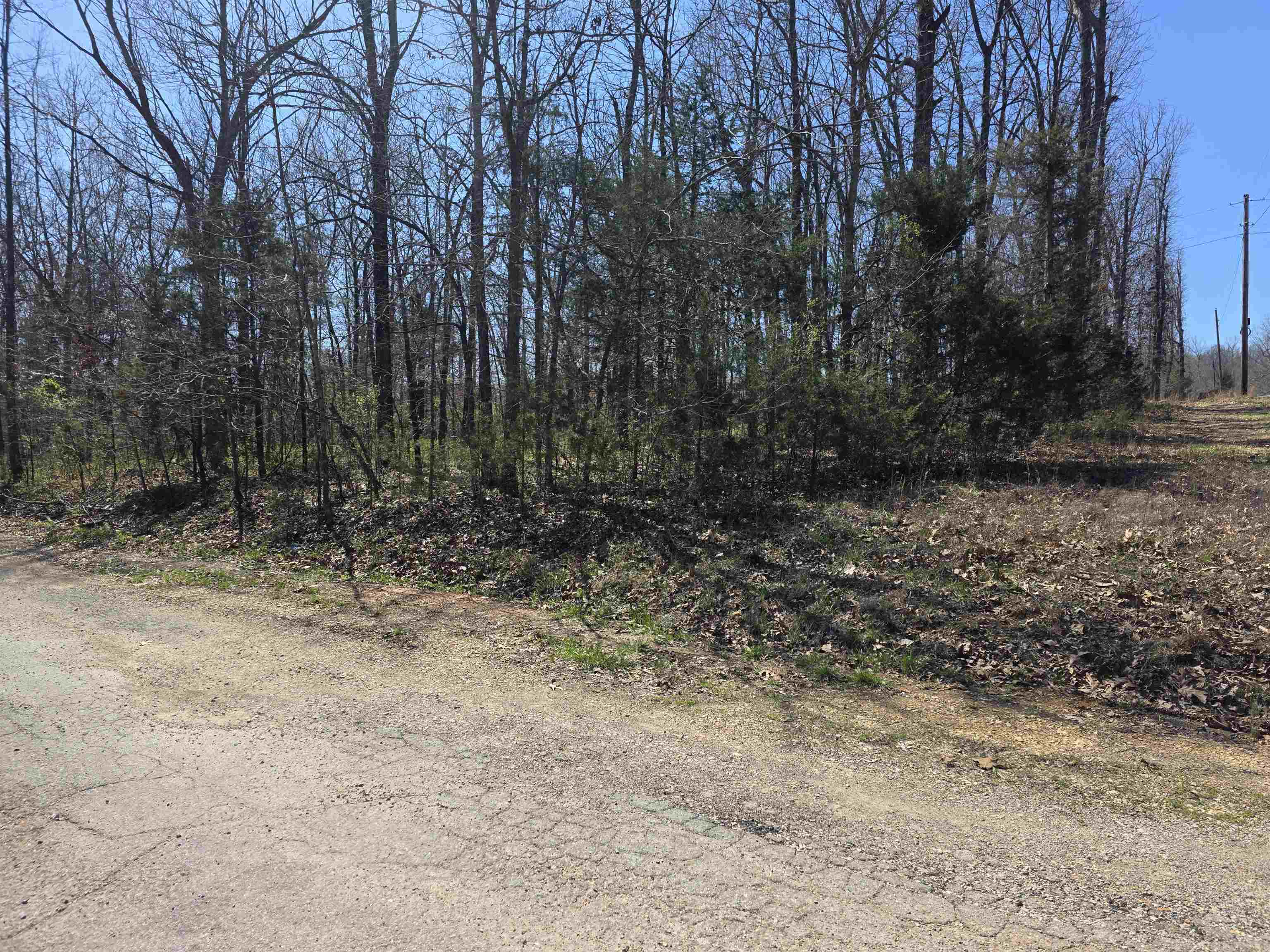 L23 B2 West Lake Addn Property Photo 5
