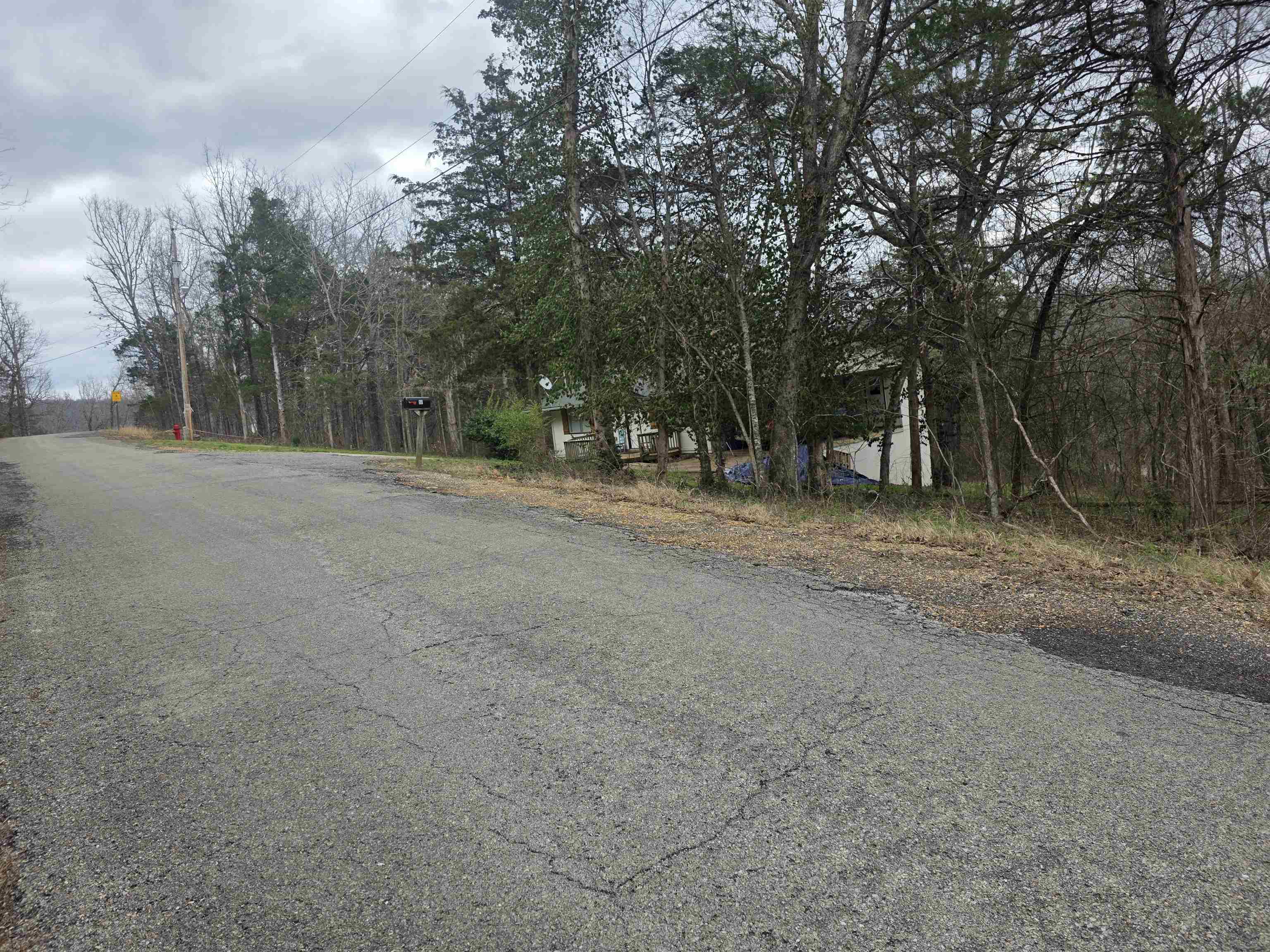 L9 B3 Mineola Drive Property Photo 5