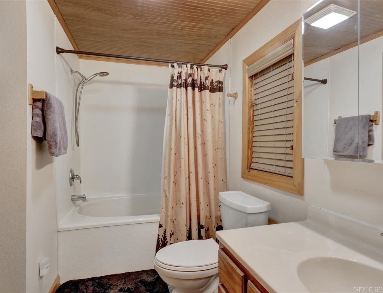 126 Oakridge Property Photo 18