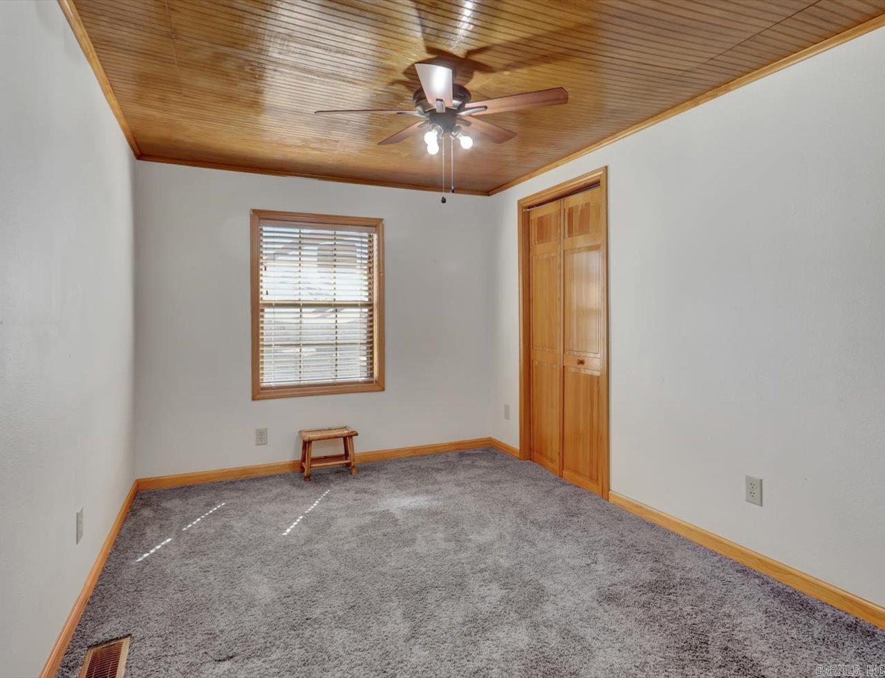 126 Oakridge Property Photo 21