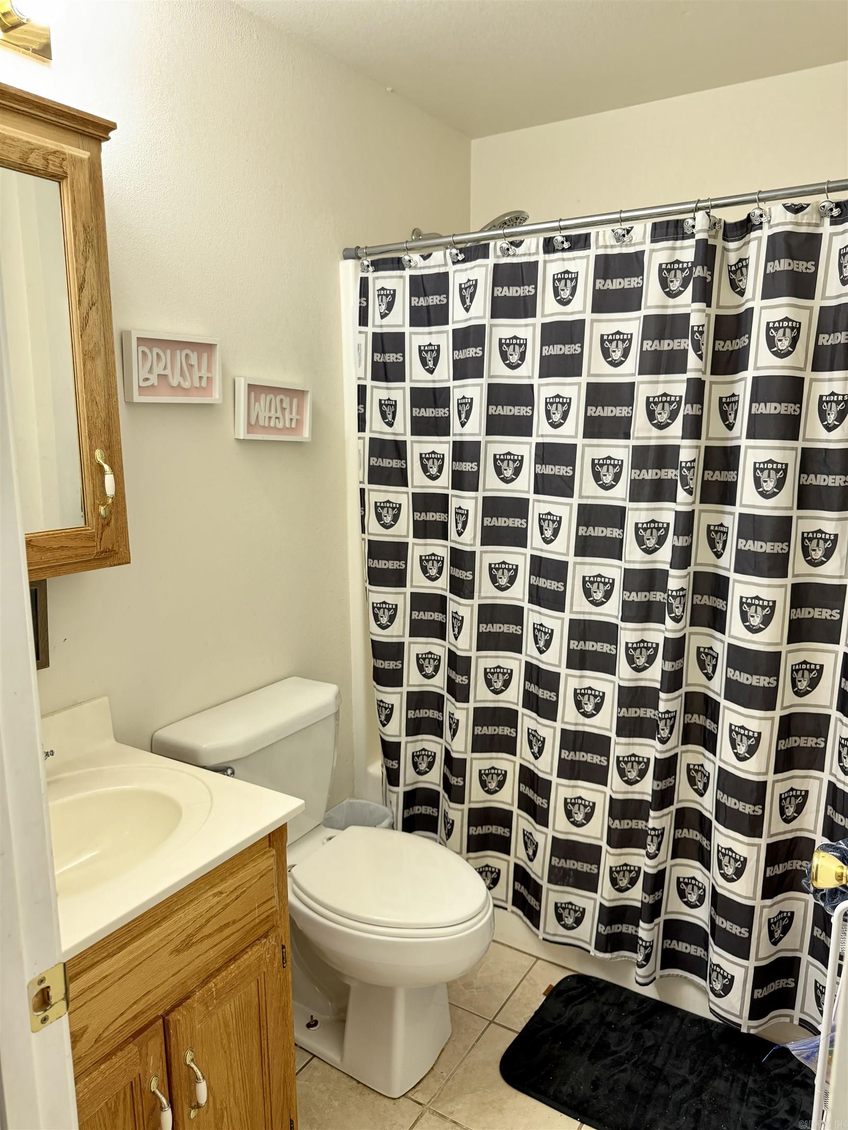 196 Angela Dr Property Photo 21