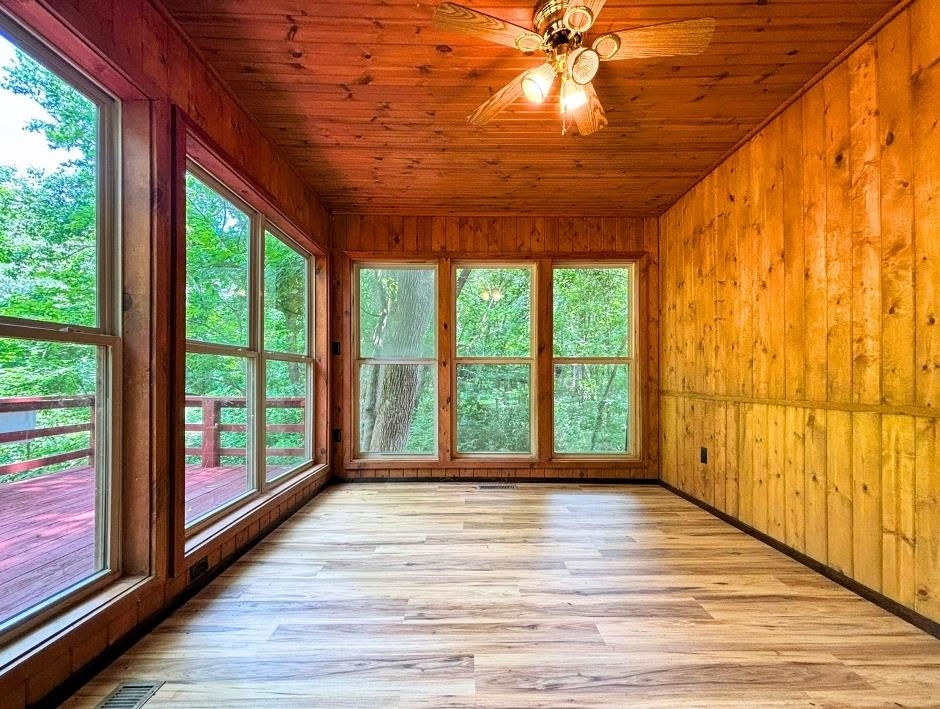 216 Bobo Drive Property Photo 4