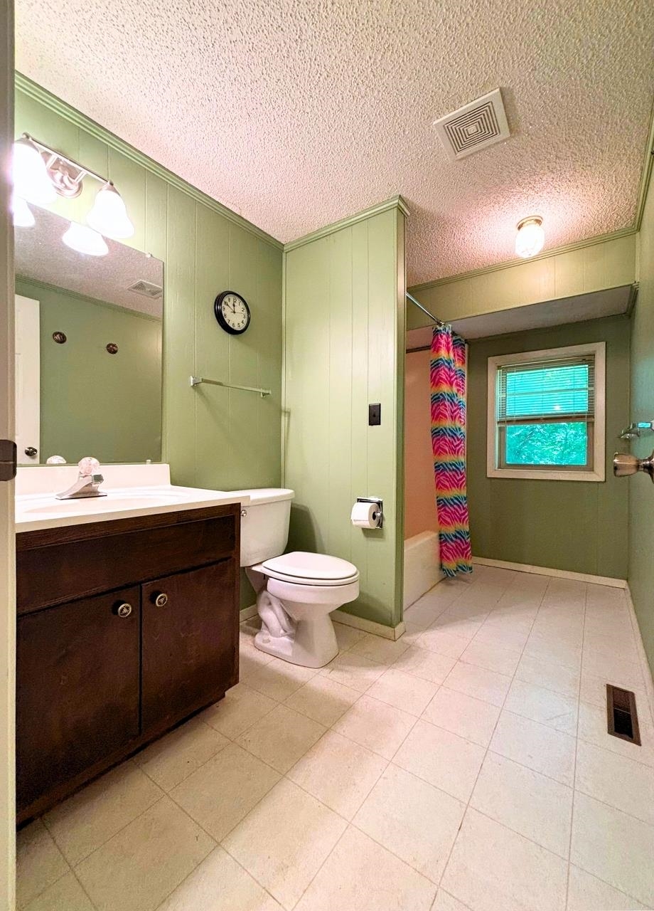 216 Bobo Drive Property Photo 23
