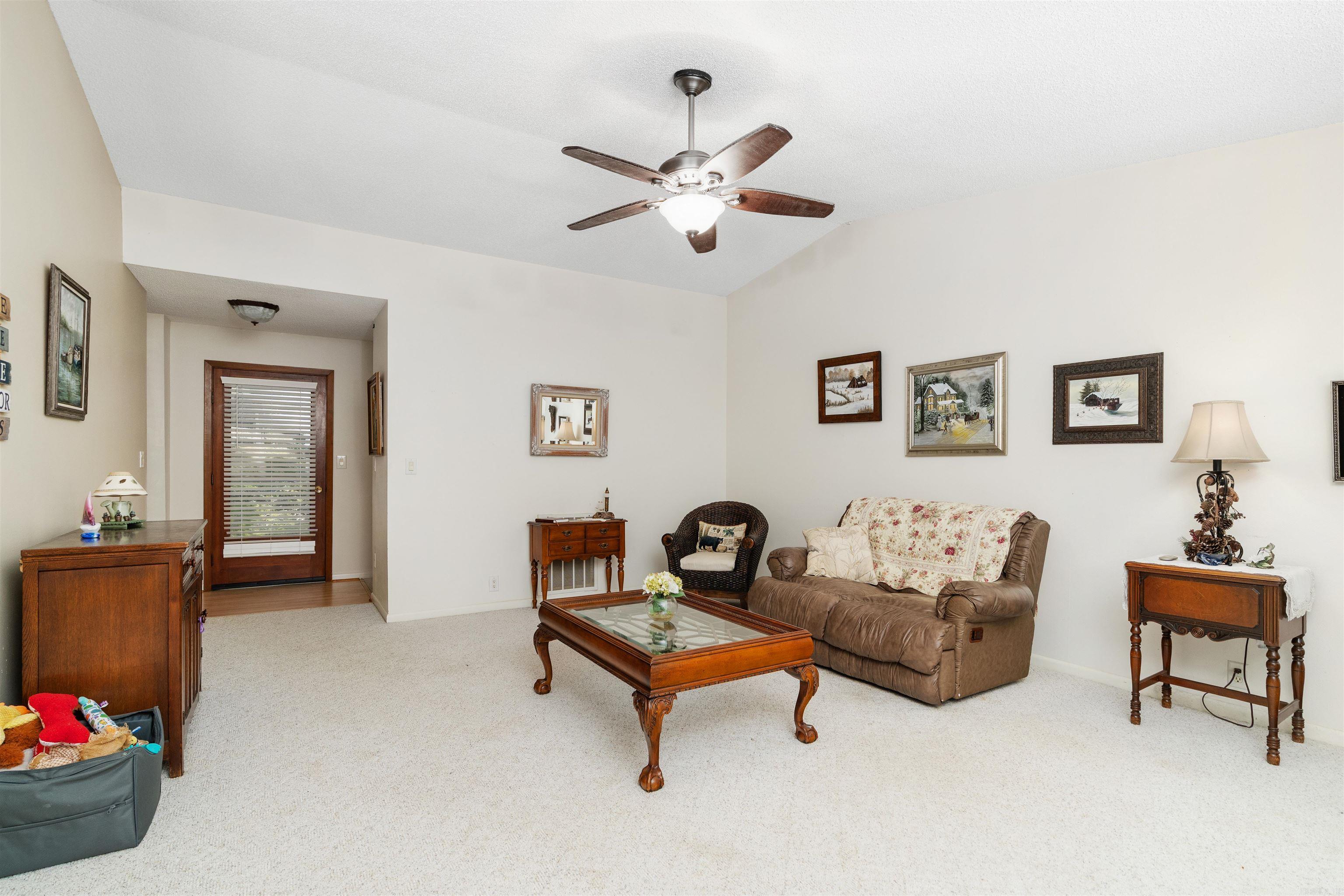 88 Arias Way Property Photo 12