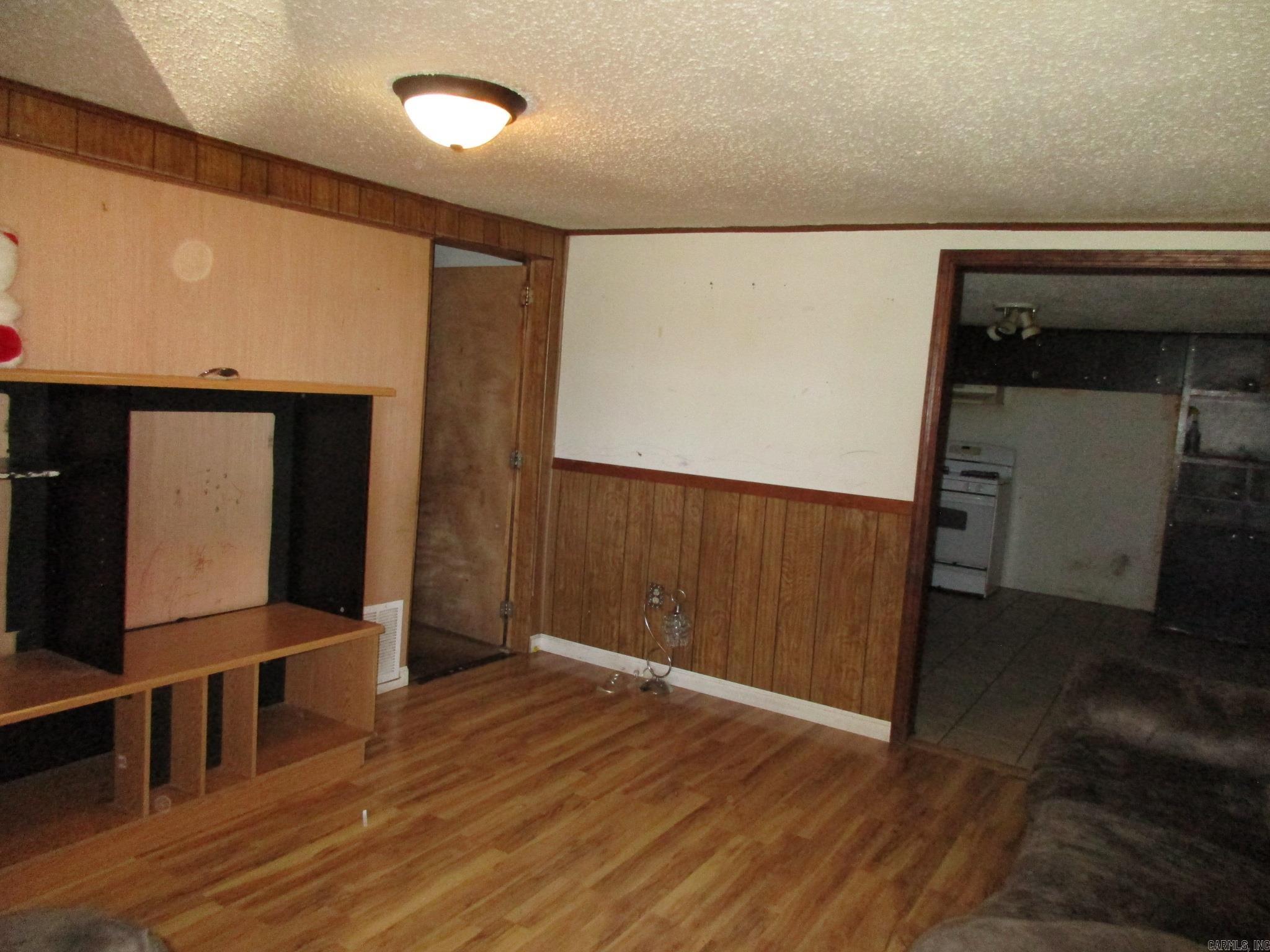350 E Military Dr Property Photo 3