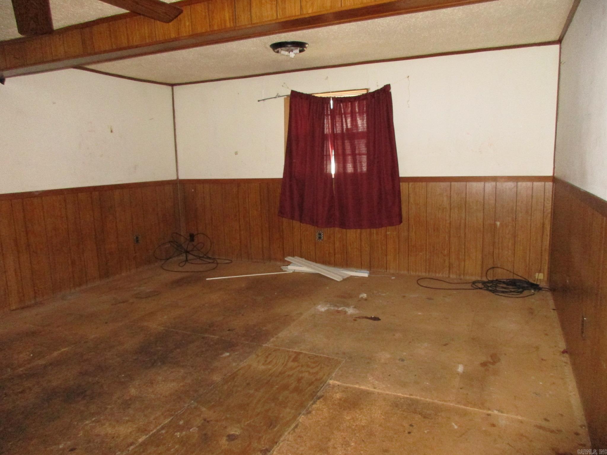 350 E Military Dr Property Photo 4
