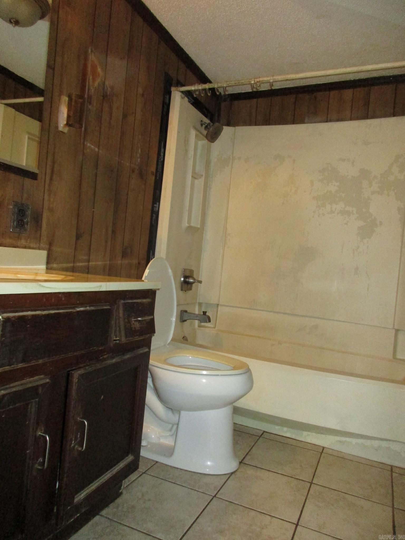350 E Military Dr Property Photo 8